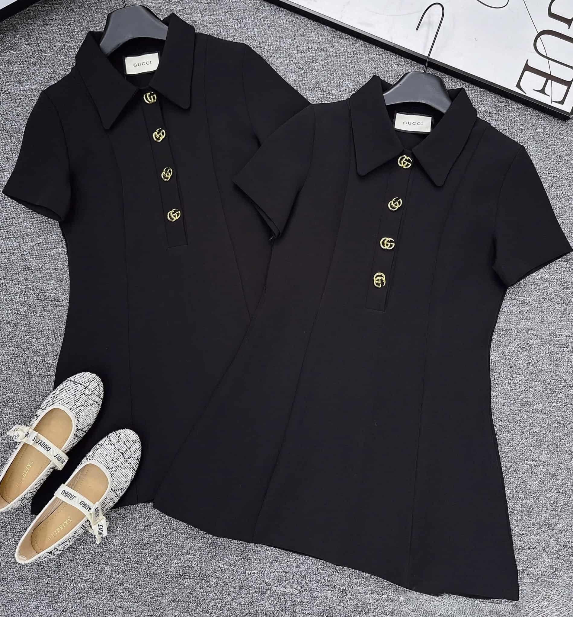 Áo đầm đen nút vàng dáng xòe Gucci 5
