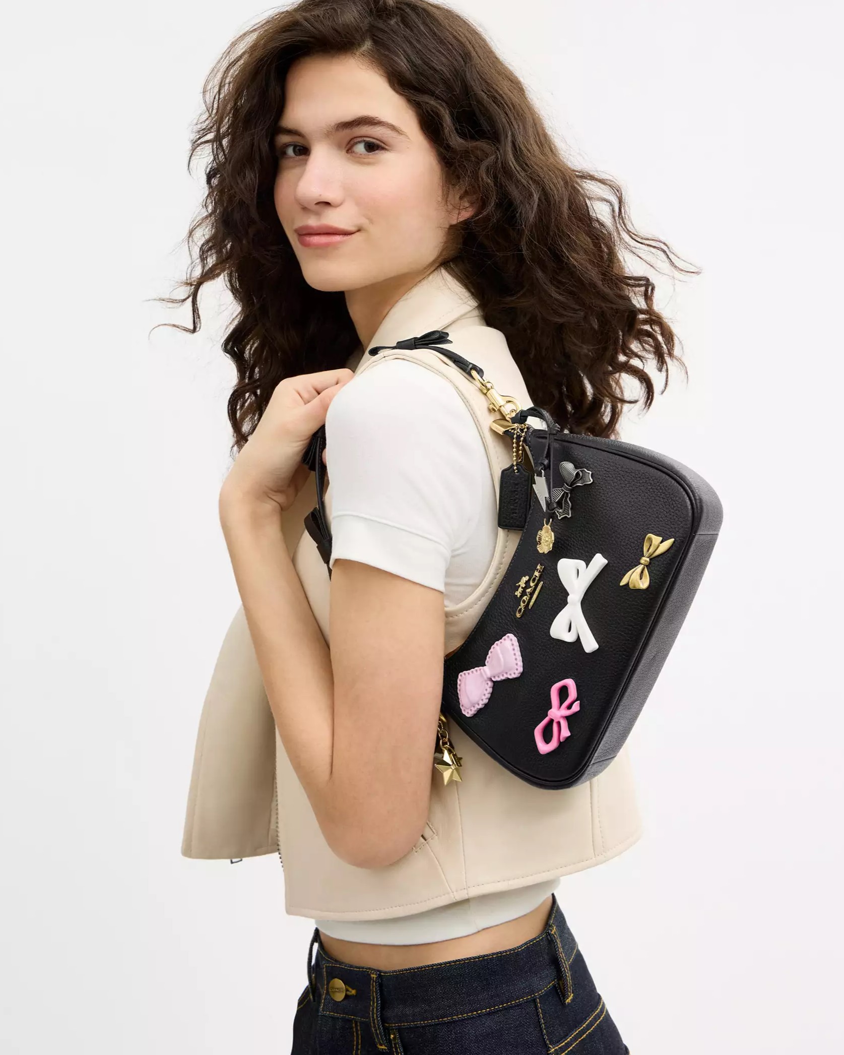 Túi Coach Teri Shoulder Bag With Bows And Charms CDY93 7