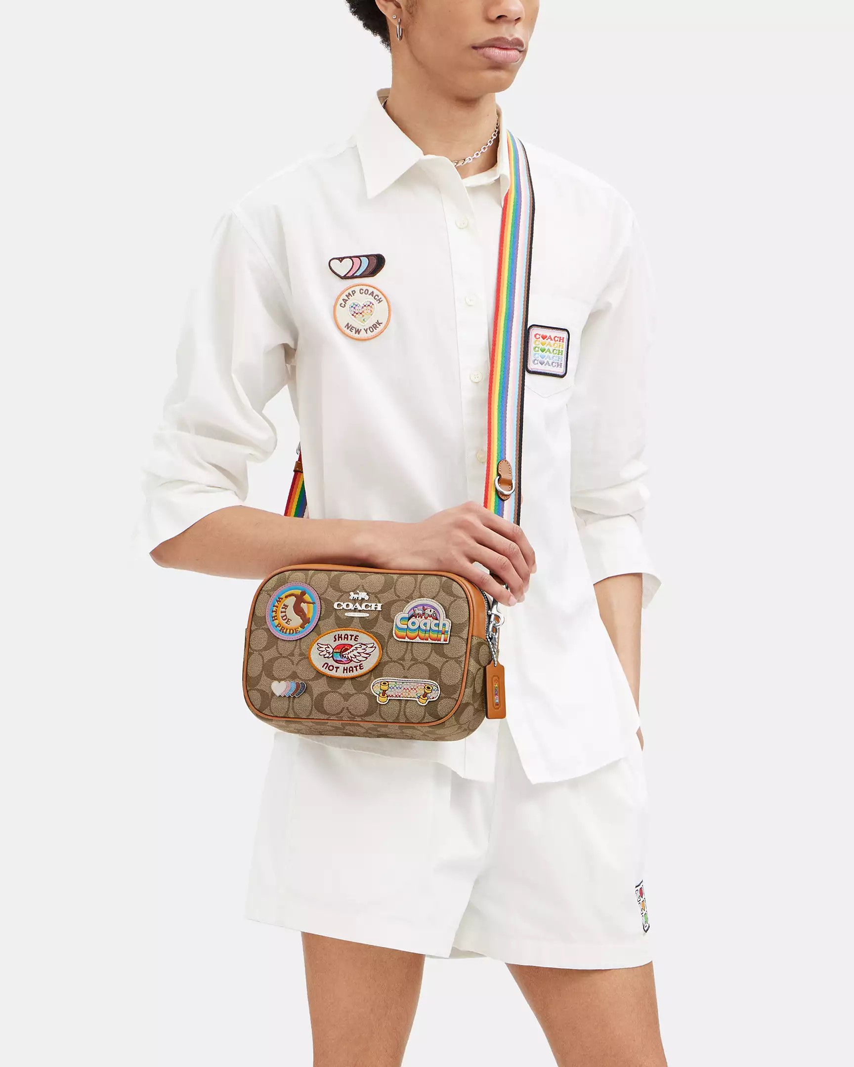 Túi đeo chéo Coach Jamie Camera Bag In Signature Canvas With Patches CJ605 3