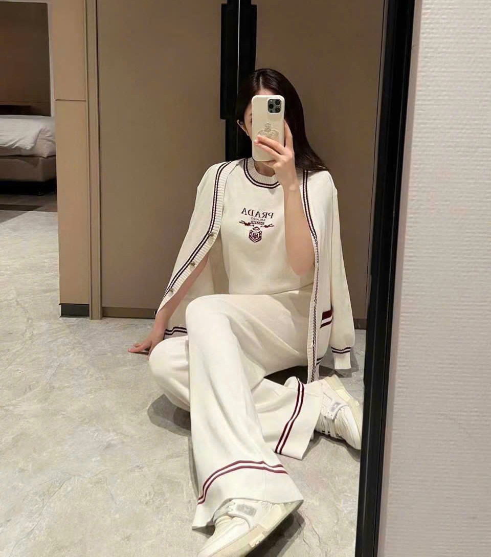 Set bộ 3 sản phẩm áo quần dài Miu Miu 6