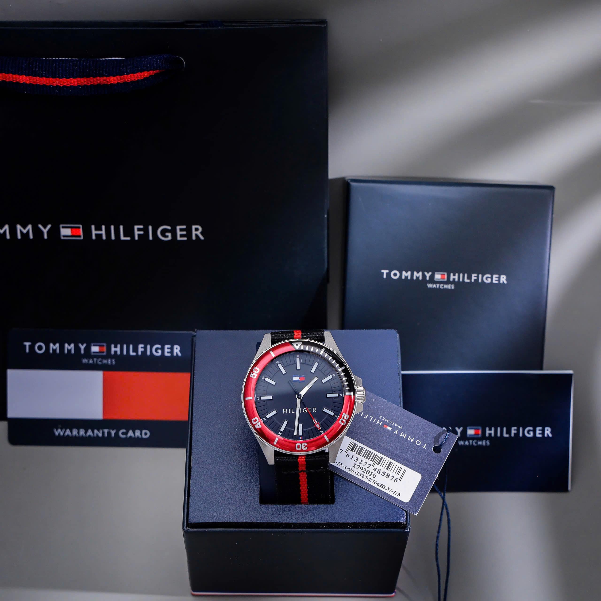 Đồng hồ nam Tommy Hilfiger Logan Two Tone Fabric Strap 1792010 4