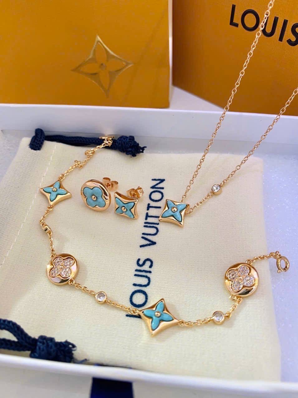 Vòng Tay Louis Vuitton Color Blossom BB Star and Sun Multi Motif Bracelet Yellow Gold Amazonite and Diamonds 10