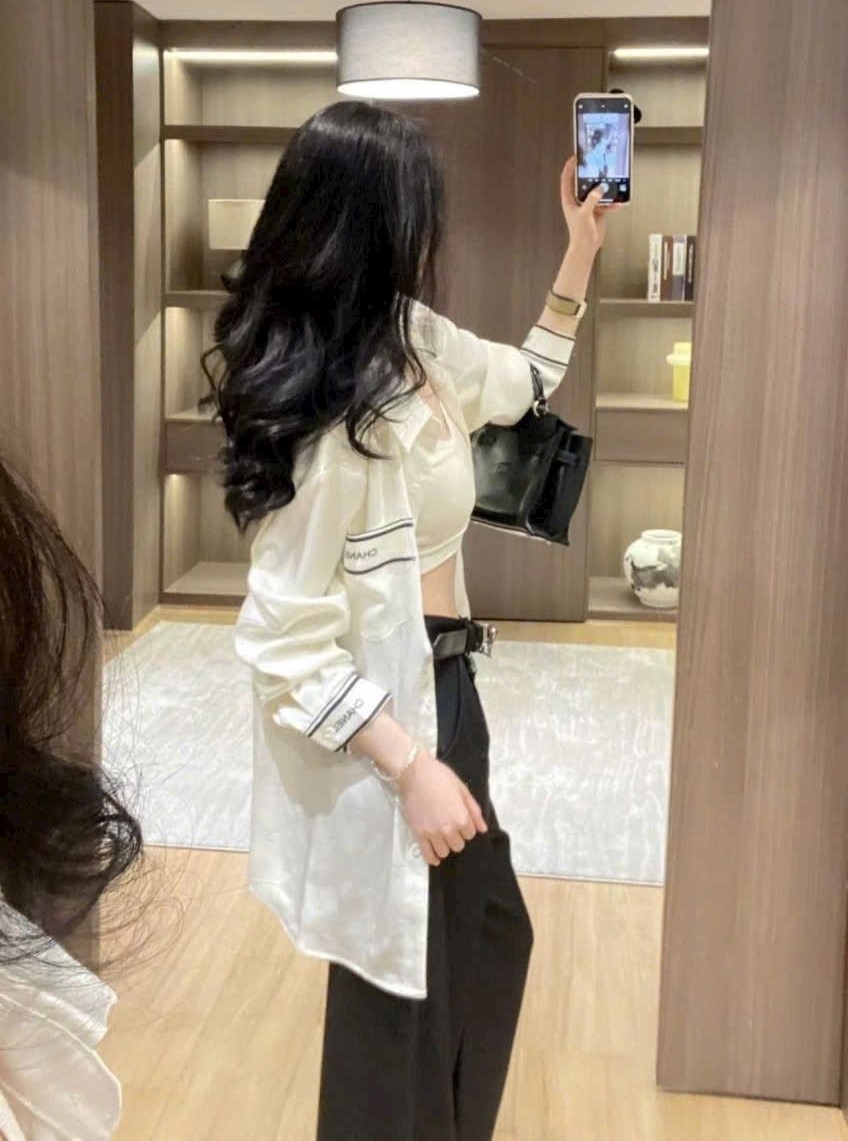 Áo sơ mi nữ Chanel trắng kem phối đen 4
