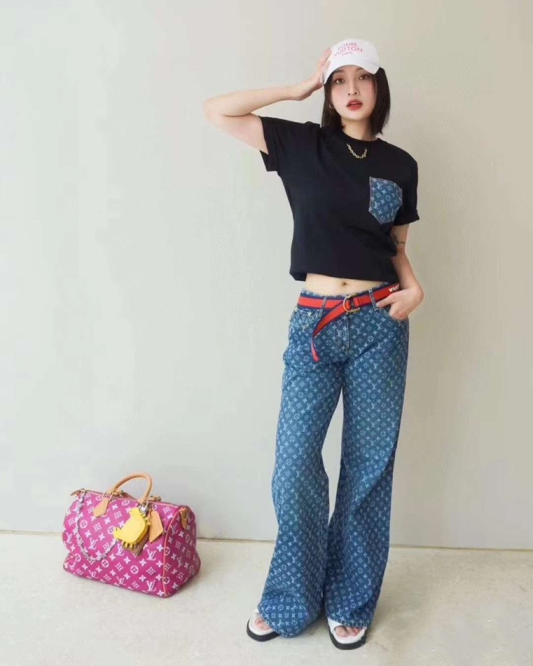 Quần Louis Vuitton LV x AC Monogram Jeans 1AFYT1 7