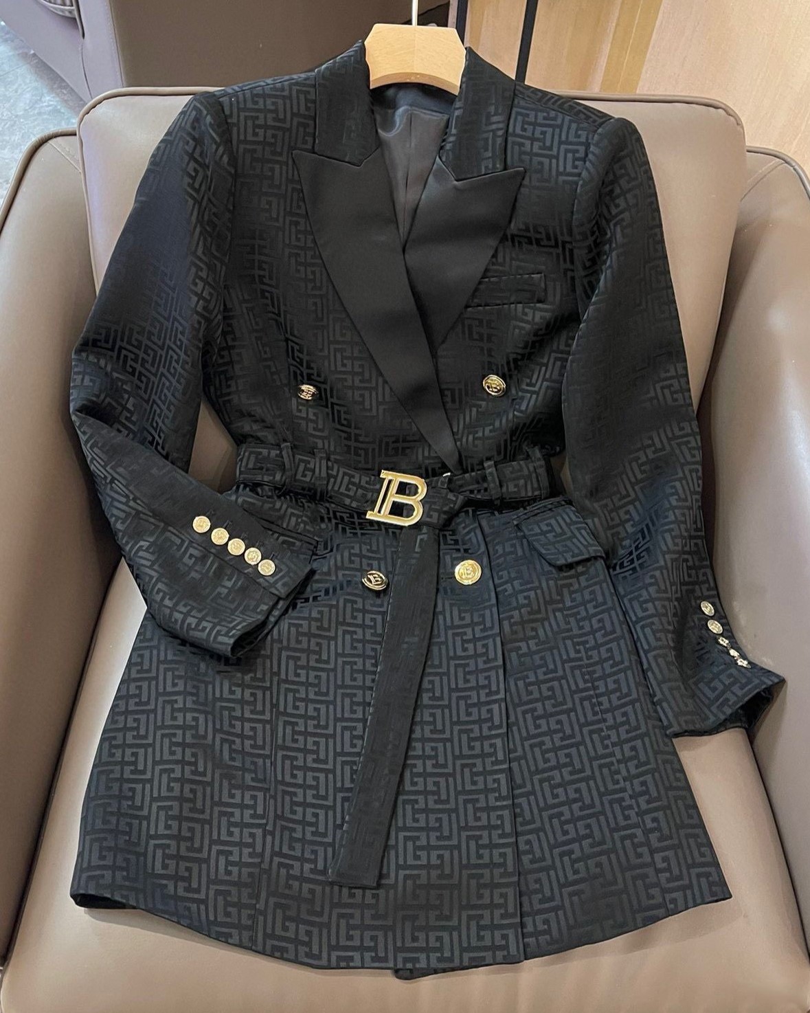 Mã B059: áo khoác vest nữ mỏng sang trọng phong cách hàn quốc thanh lịch  ChamCham Shop