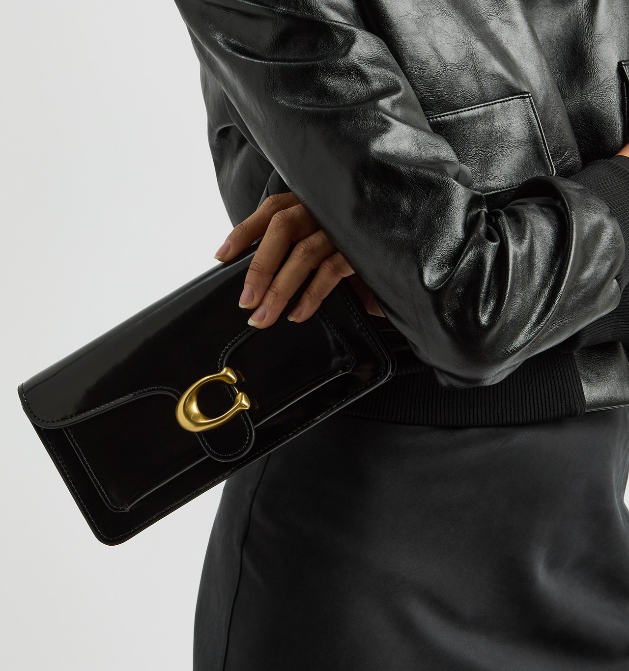 Túi Coach Tabby Chain Clutch Spazzolato Leather Black CW554 8