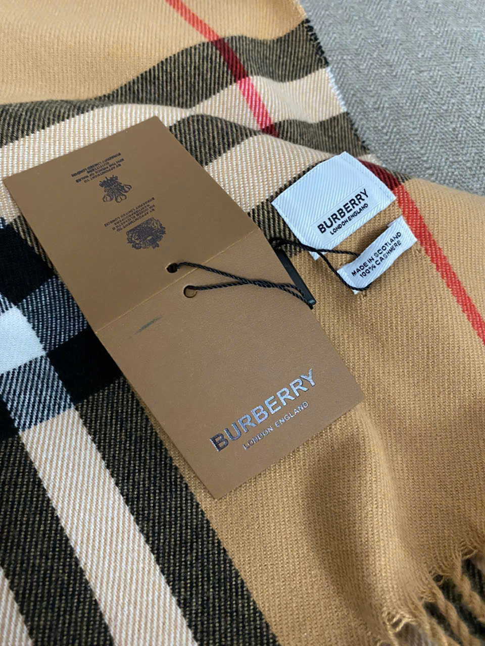 Khăn Burberry Check Cashmere Scarf Arc Beige 7