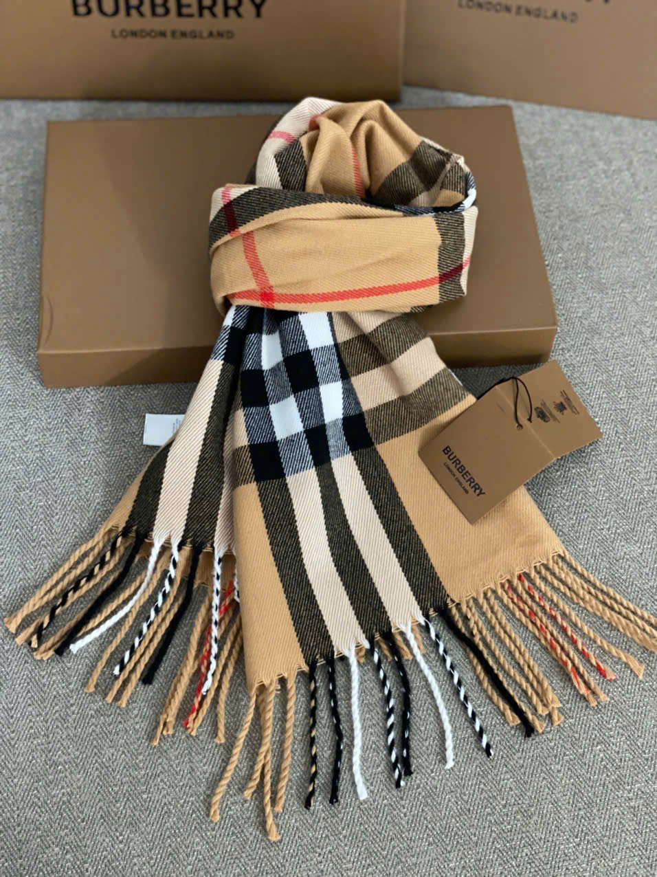 Khăn Burberry Check Cashmere Scarf Arc Beige 12