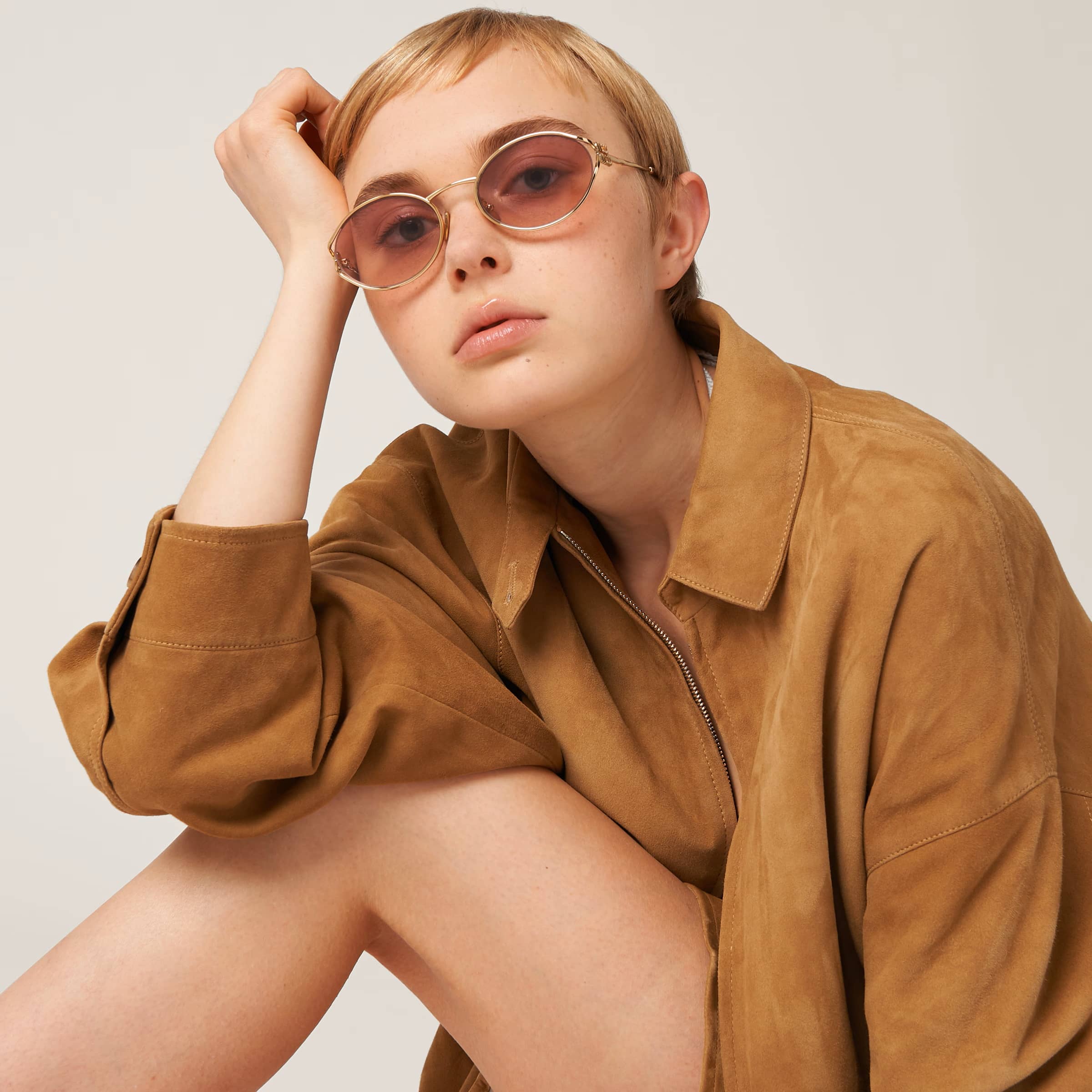 Kính mát Miu Miu Logo sunglasses Pink Beg Shaded Lenses SMU52Y 7