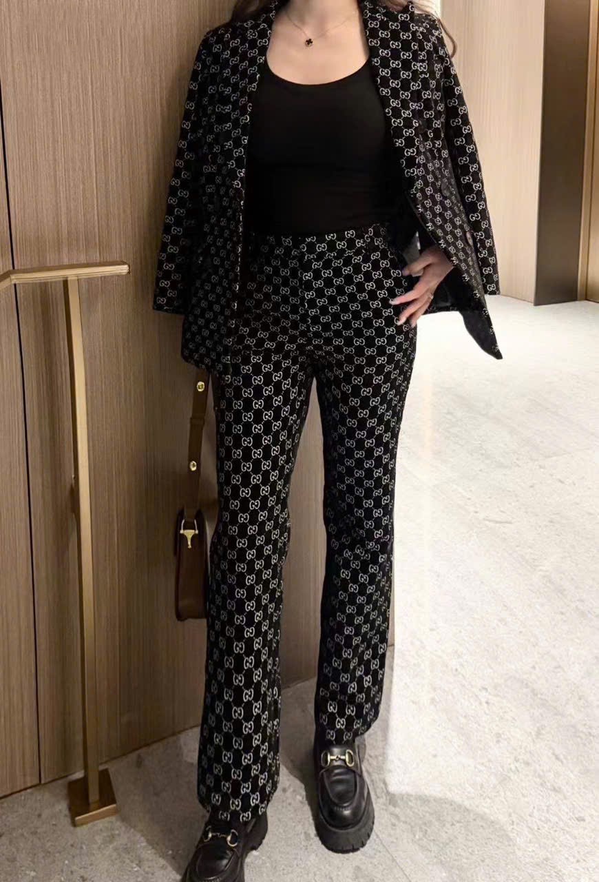 Set áo vest quần dài nữ họa tiết hãng Gucci 1