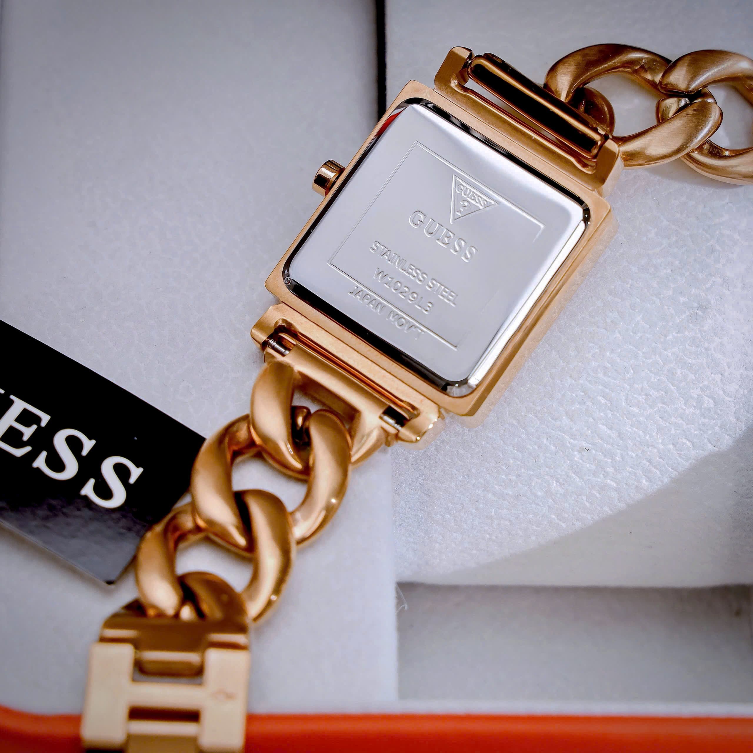 Đồng hồ Guess Vanity Rose Gold Dial Rose Gold Steel Strap Watch for Women W1029L3 6