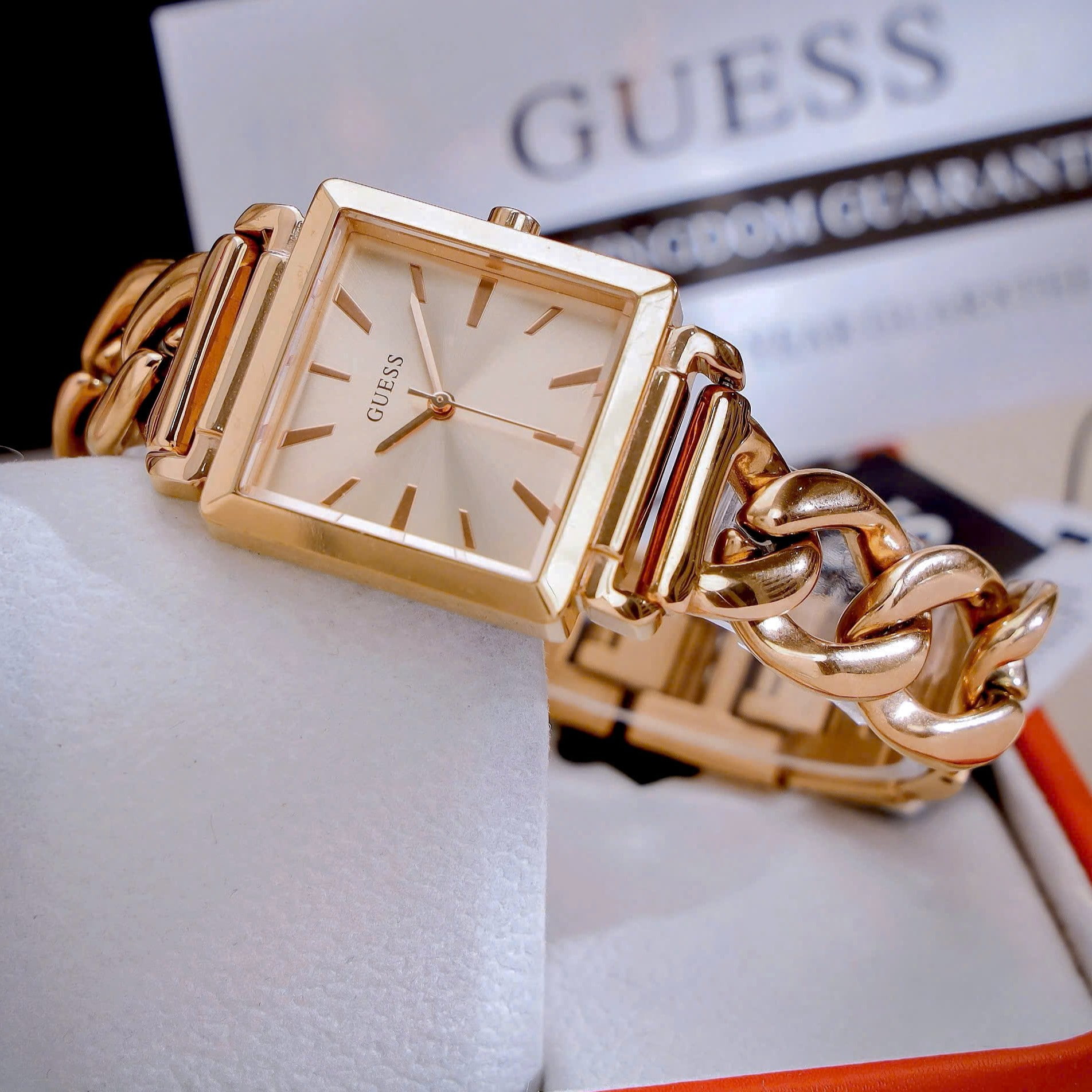 Đồng hồ Guess Vanity Rose Gold Dial Rose Gold Steel Strap Watch for Women W1029L3 11