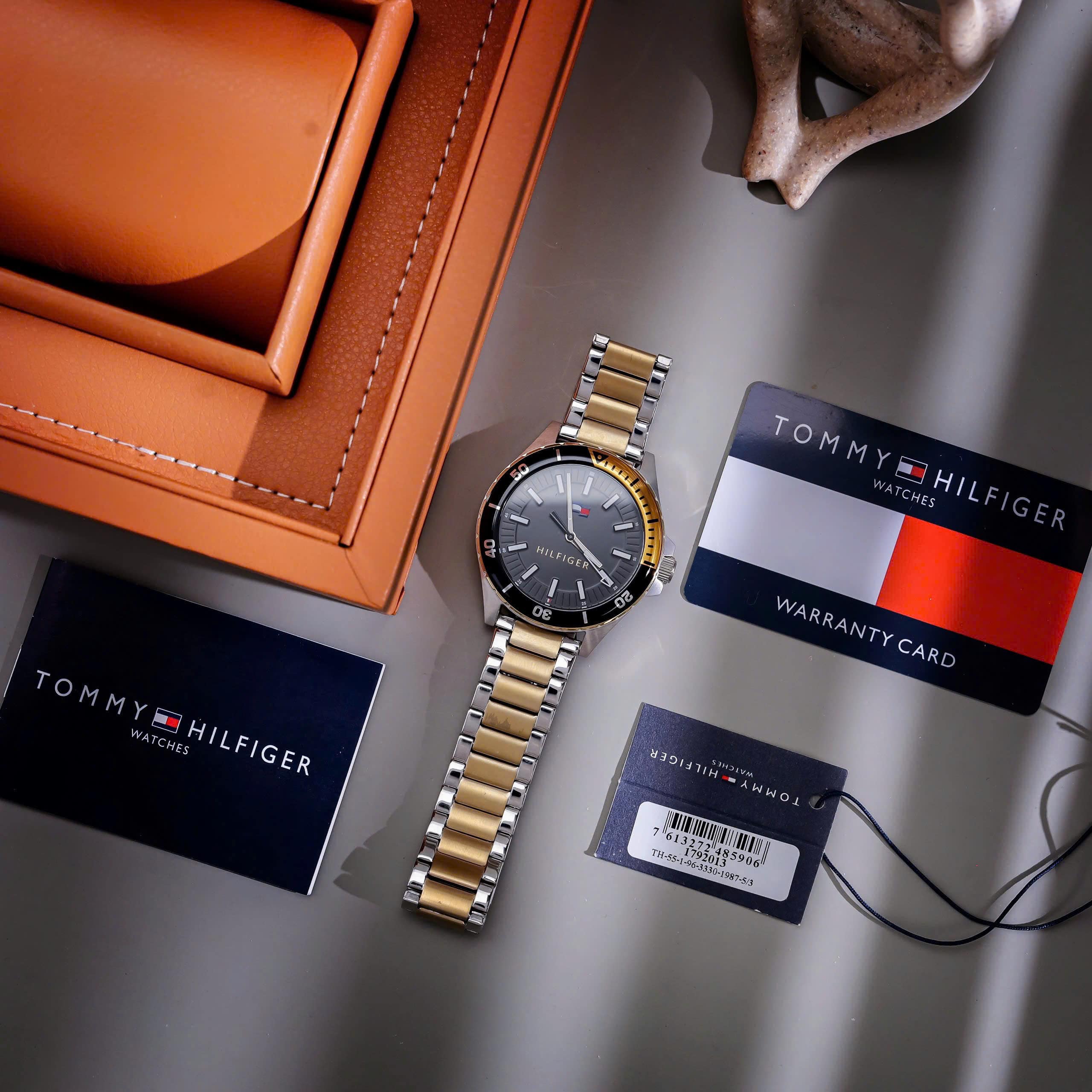 Đồng hồ nam Tommy Hilfiger Logan Two Tone Stainless Steel Bracelet 1792013 8