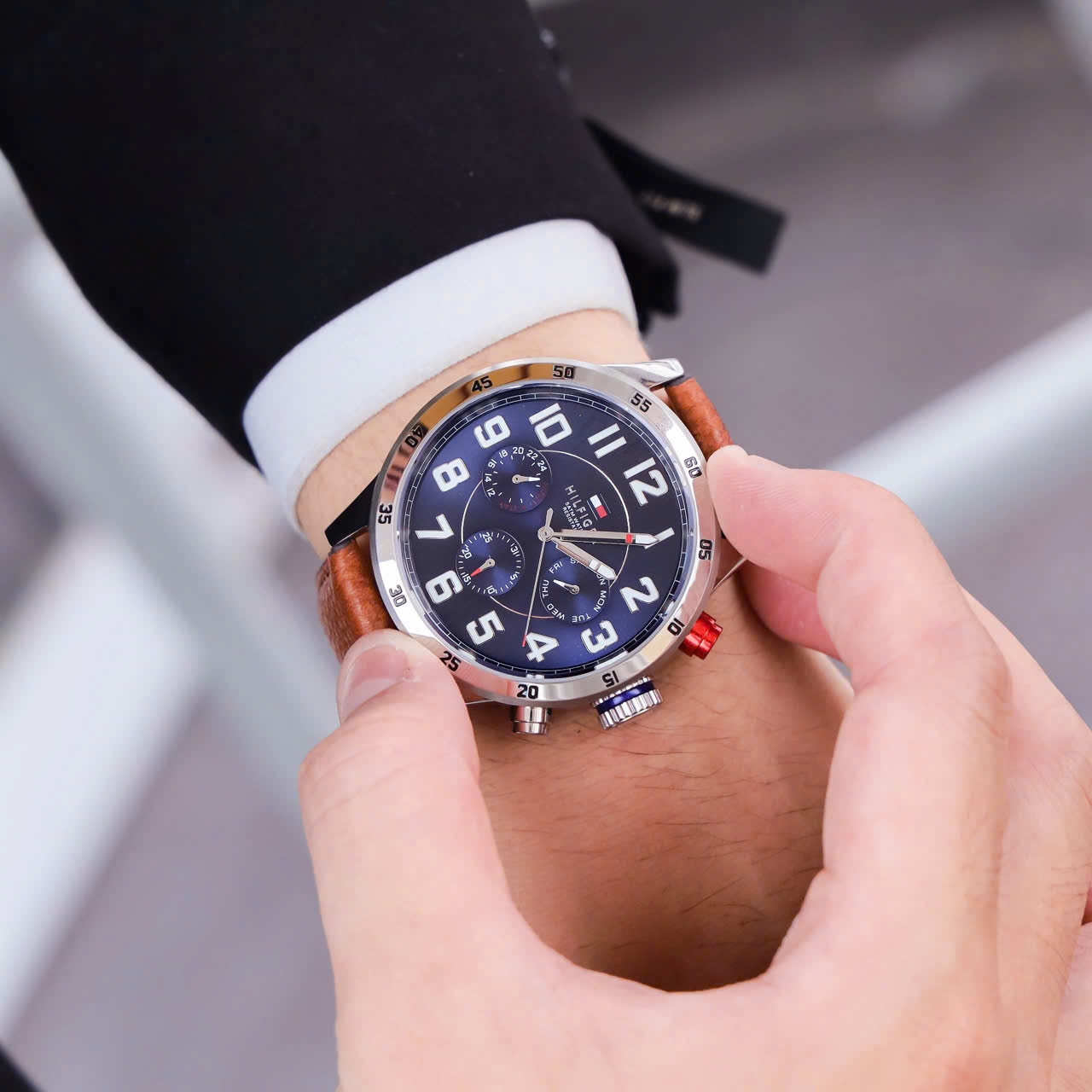 Đồng hồ nam Tommy Hilfiger Trent Quartz Blue Dial Brown Leather Strap Watch for Men 1791066 2