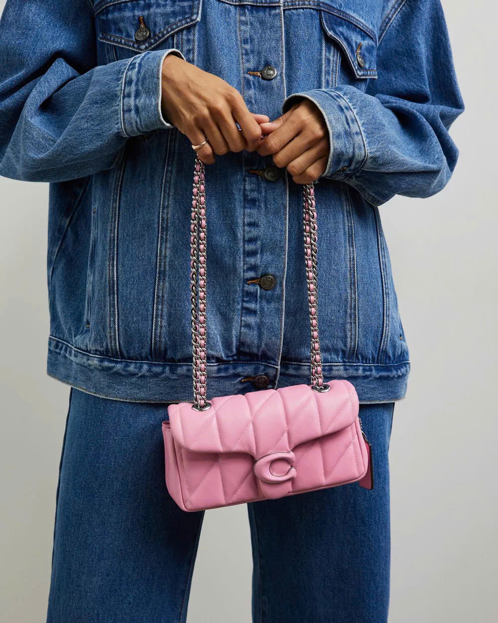 Túi Coach Tabby Shoulder Bag 20 With Quilting Nappa Leather Vivid Pink CP145 6