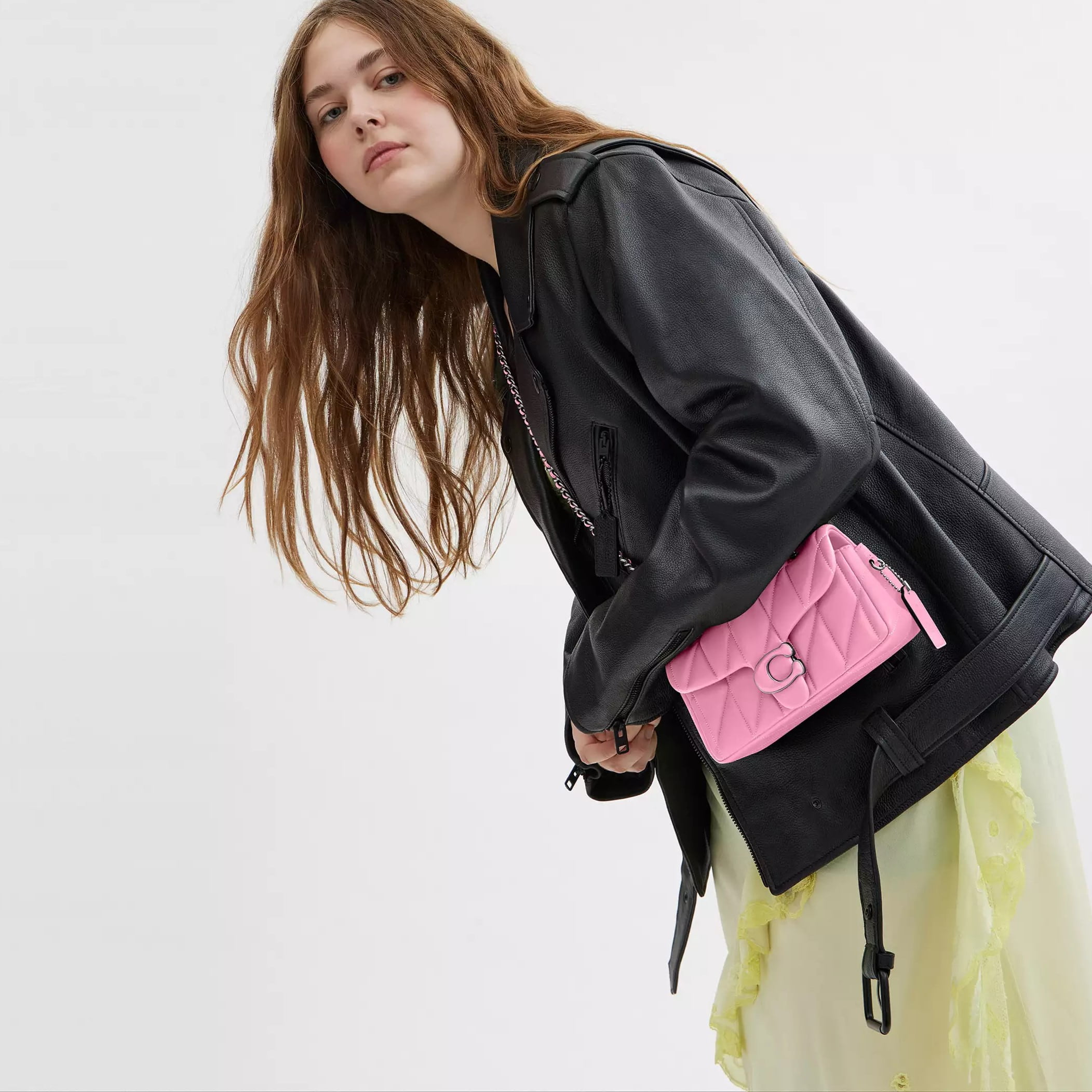 Túi Coach Tabby Shoulder Bag 20 With Quilting Nappa Leather Vivid Pink CP145 10