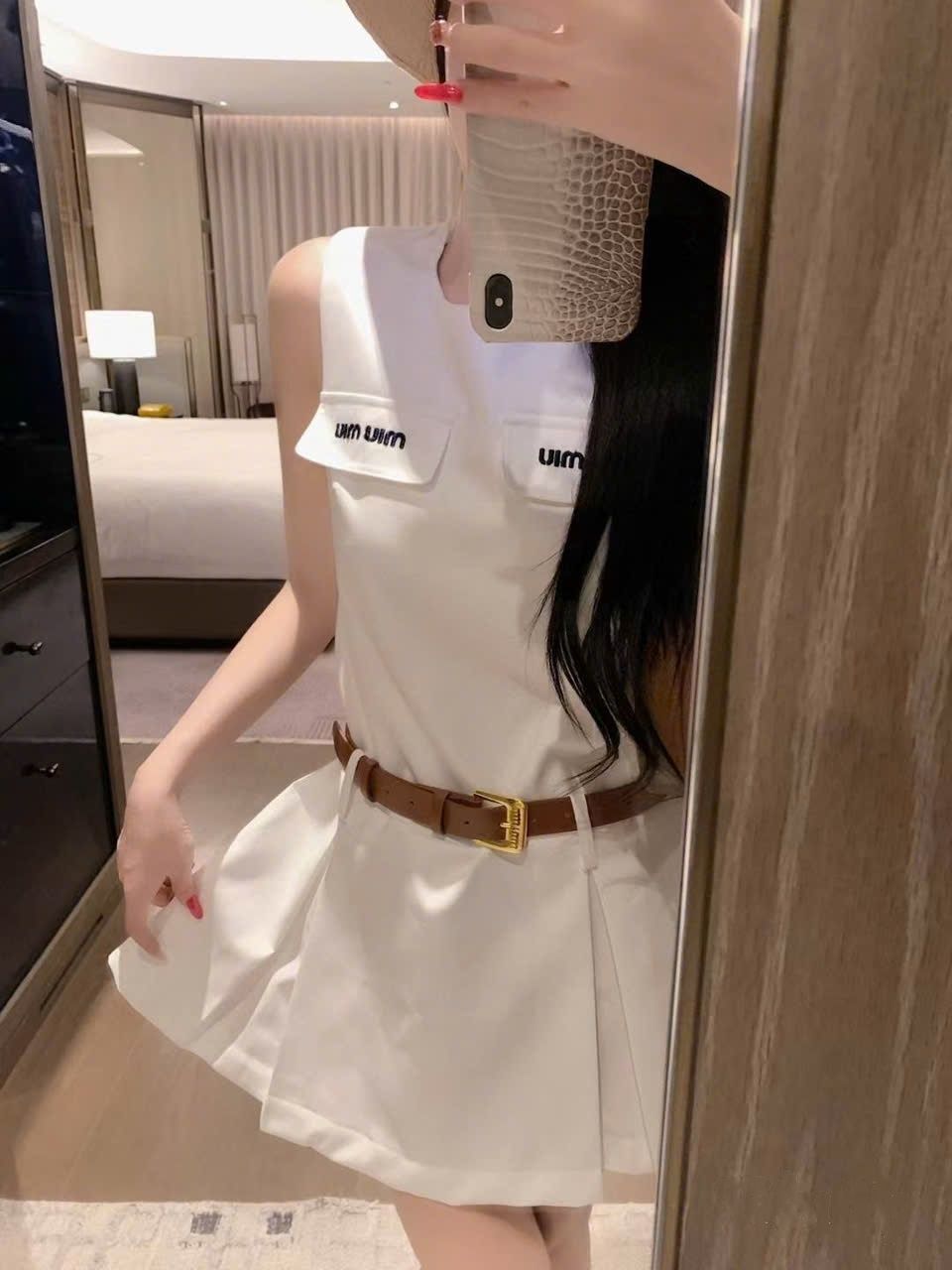 Đầm nữ Miu Miu kèm đai 8