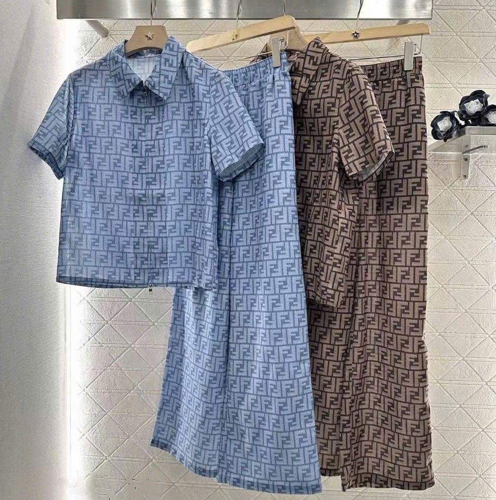 Set bộ áo tay ngắn quần dài Fendi 4