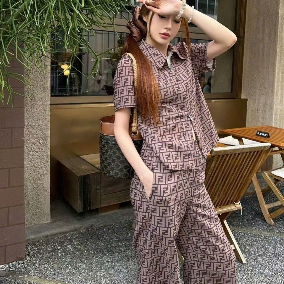 Set bộ áo tay ngắn quần dài Fendi 8
