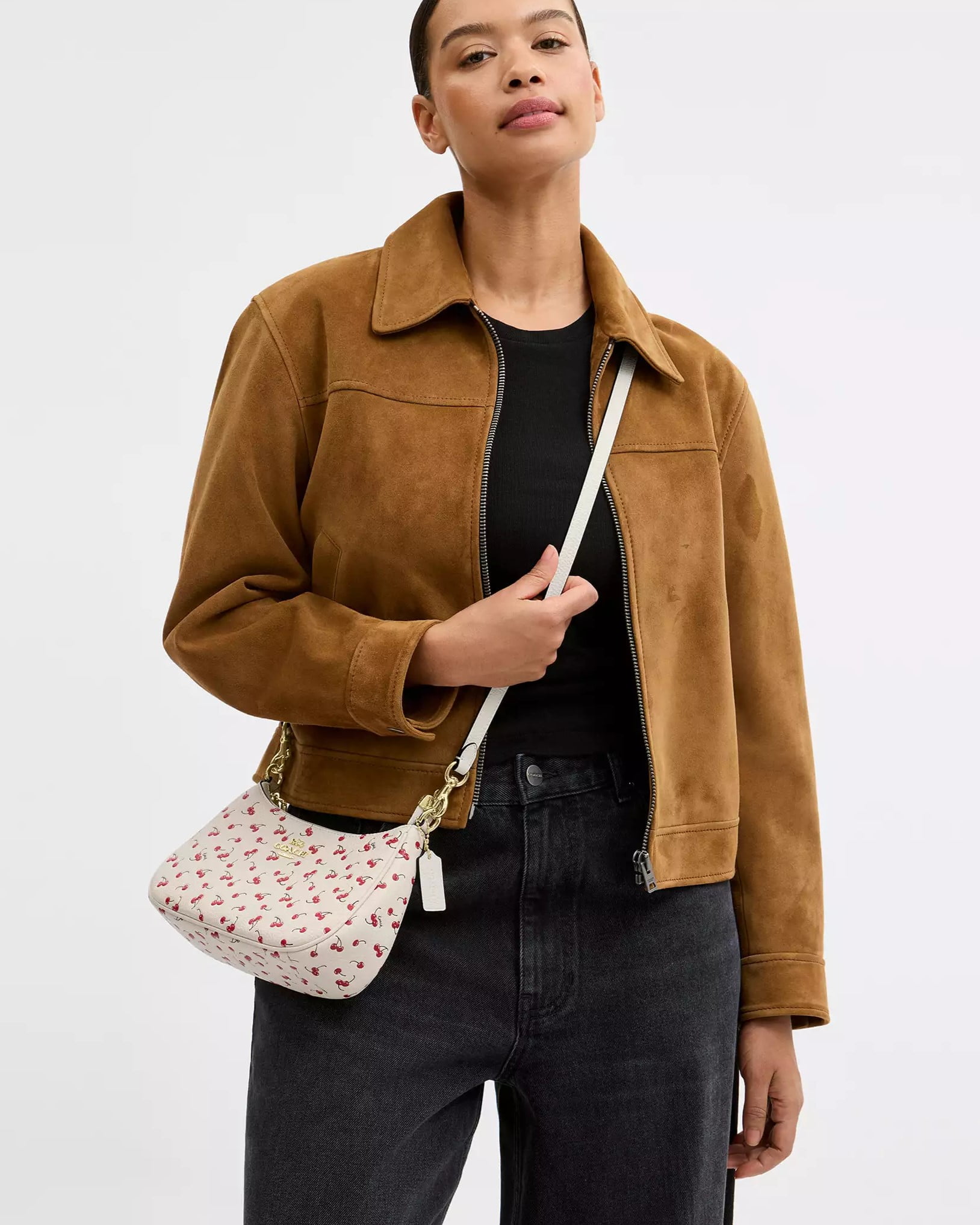 Túi đeo vai Coach Teri Shoulder Bag With Cherry Print CFG01 7