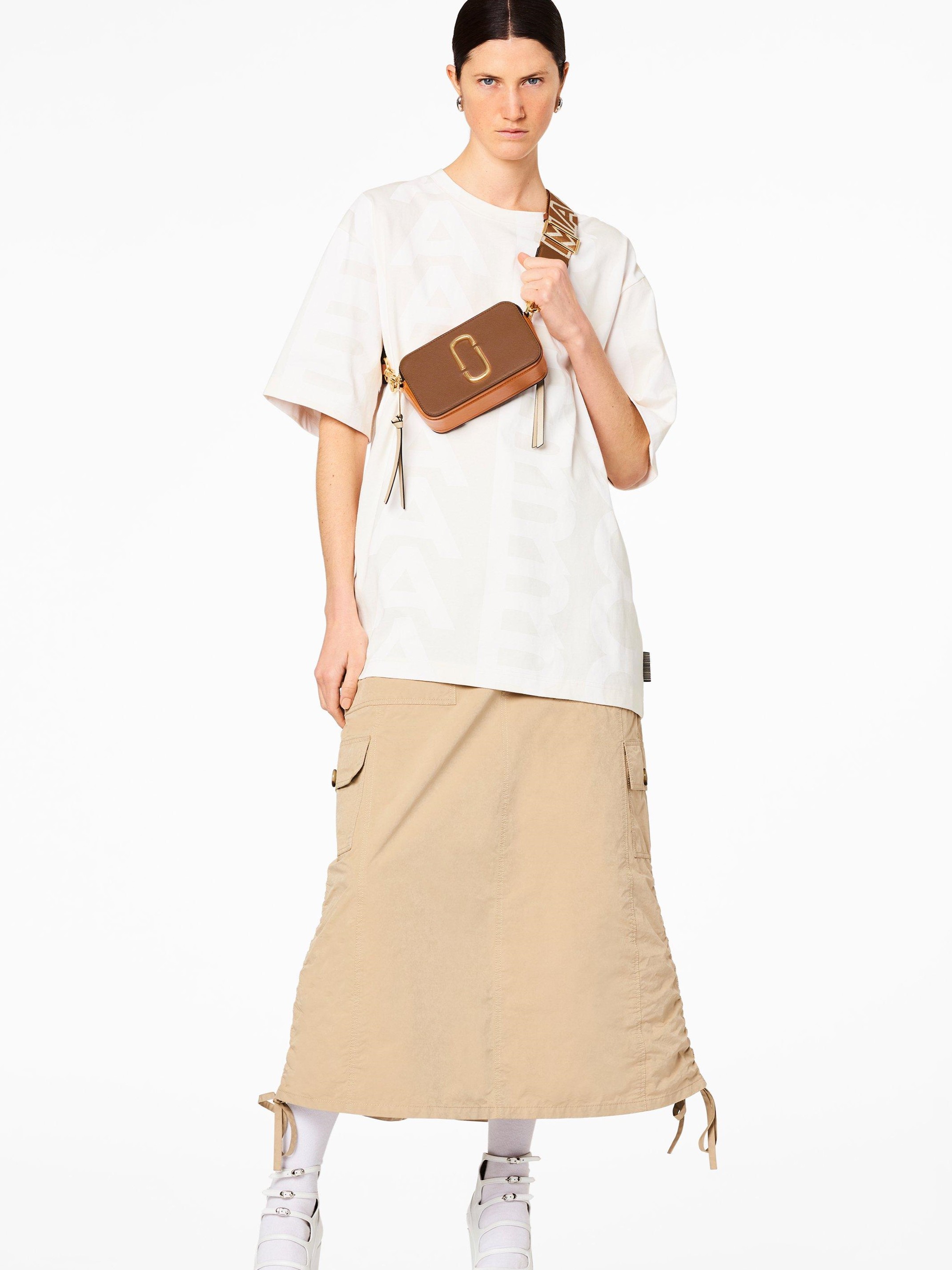 Túi đeo vai Marc Jacobs màu nâu The Snapshot Crossbody Bag Argan Oil Multi 2S3HCR500H03 8