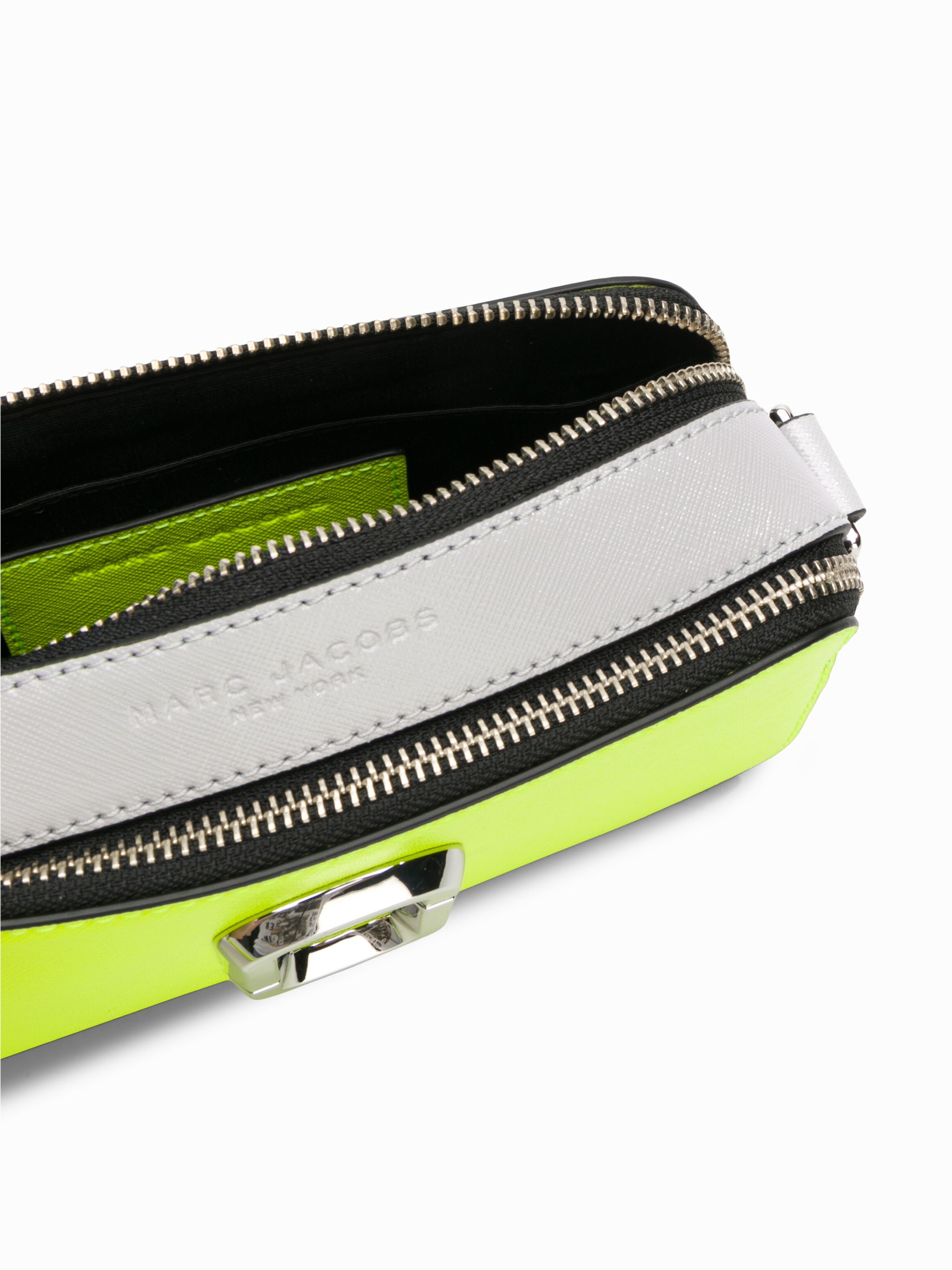 Túi đeo vai nữ Marc Jacobs màu xanh The Fluoro Snapshot Bright Yellow Multi Leather Camera Bag 3