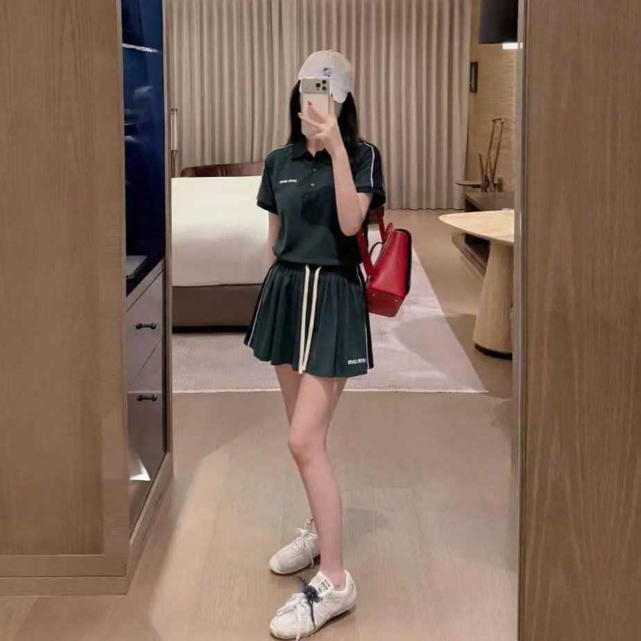 Set áo có cổ váy xếp ly thun xanh lá Miu Miu 9