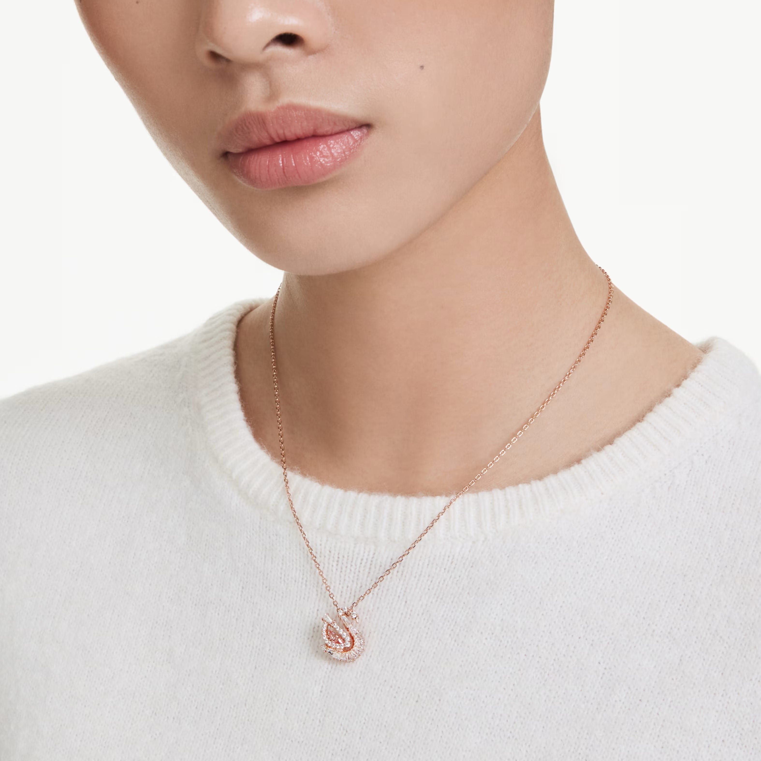 Dây chuyền Swarovski Thiên Nga Swan Pendant Mixed Cuts Swan Pink 5732414 4