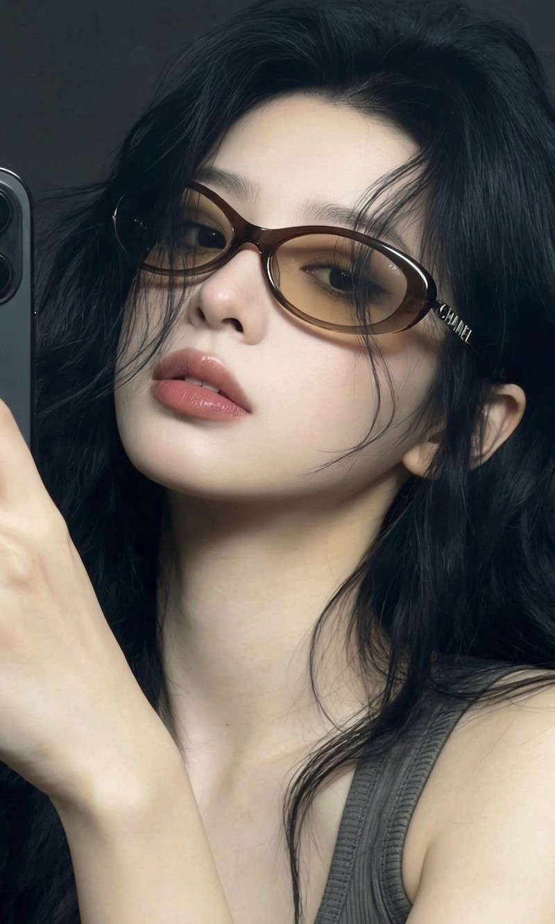Mắt kính Chanel Oval Sunglasses Olive Frame Dark Brown Lenses 5565 6