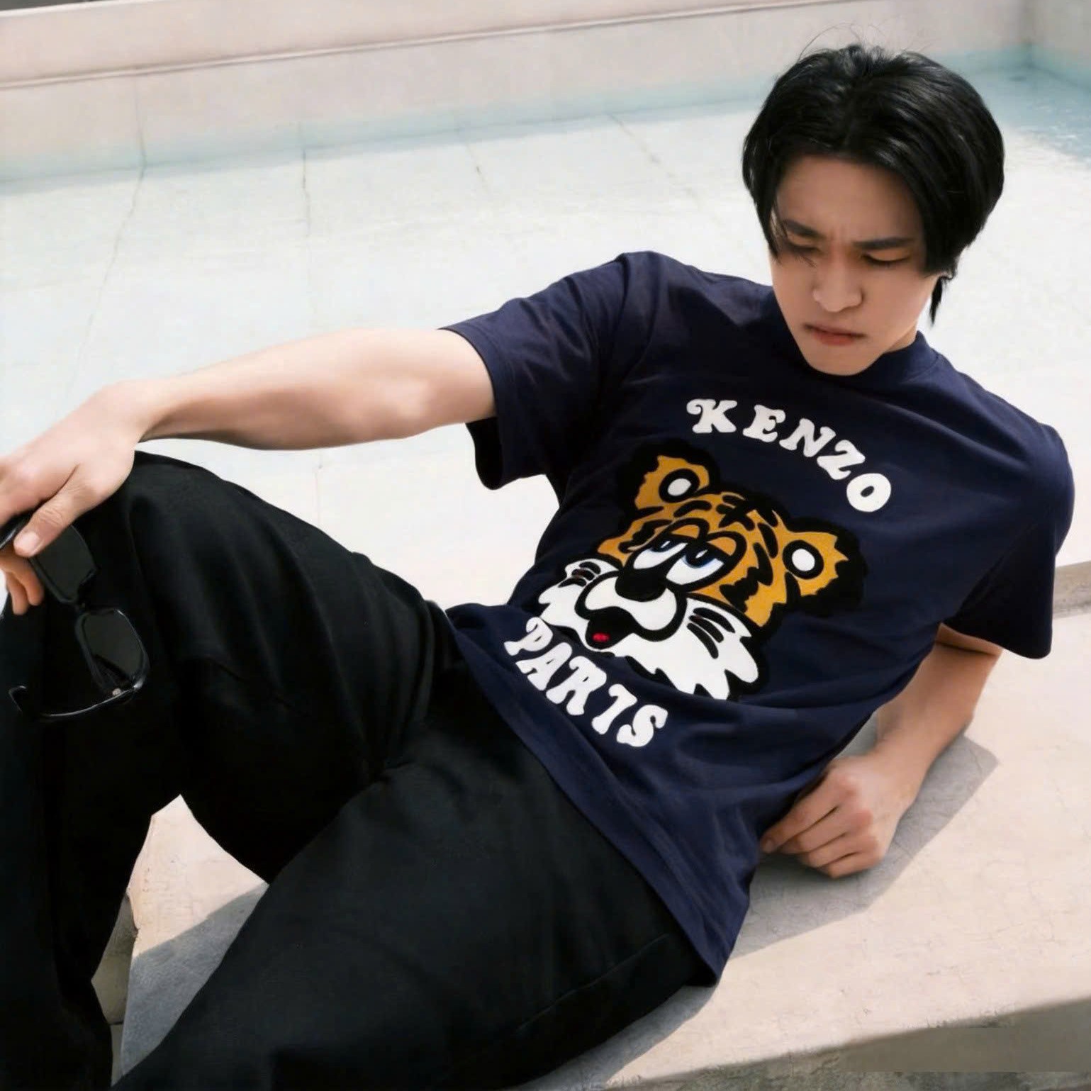 Áo thun nhiều màu unisex đầu cọp Kenzo 3