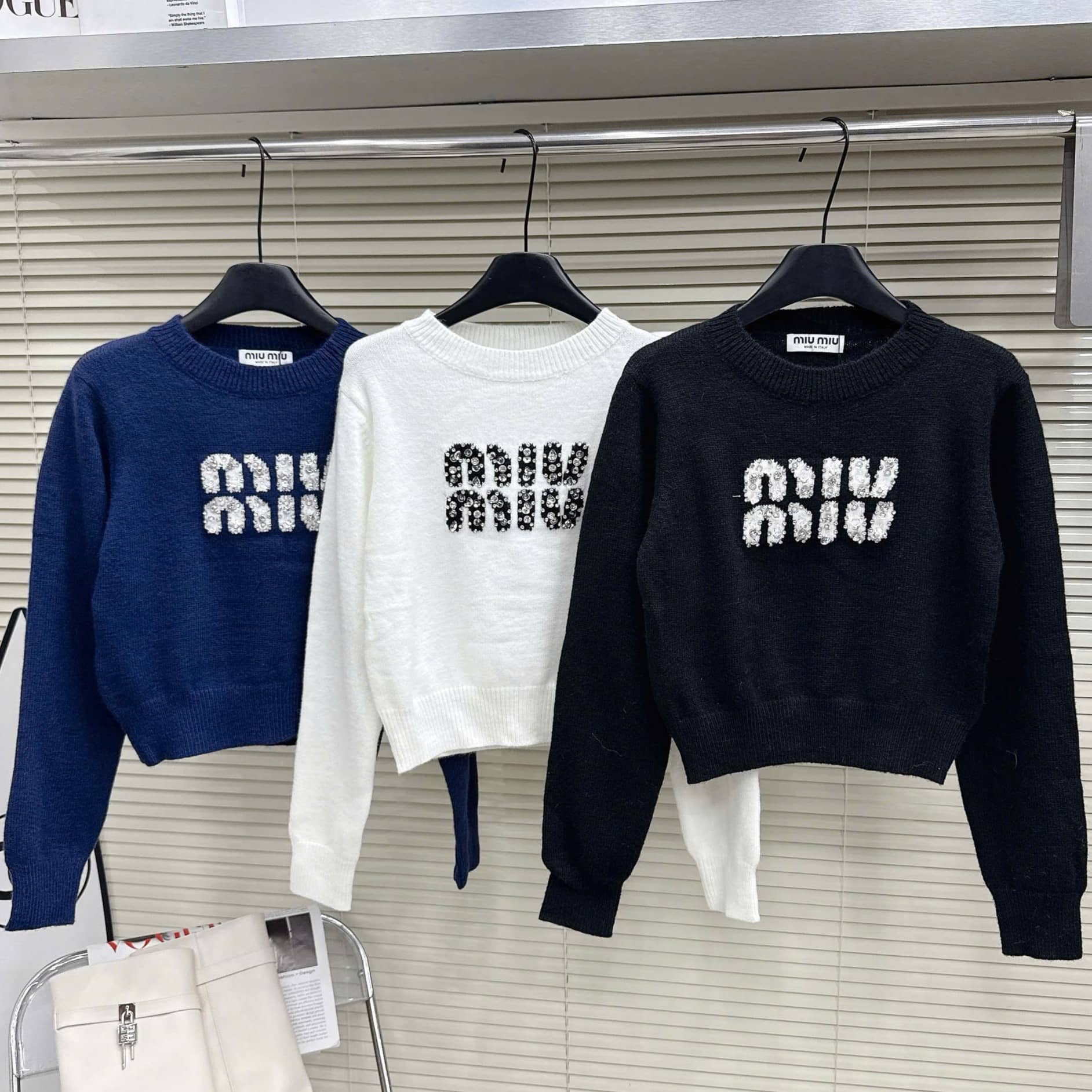 Áo nữ tay dài cổ tròn nhiều màu Miu Miu 5