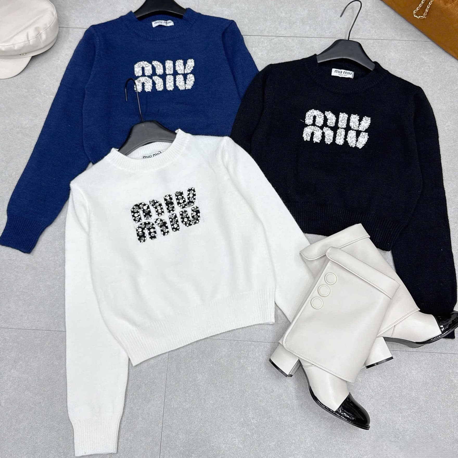 Áo nữ tay dài cổ tròn nhiều màu Miu Miu 10