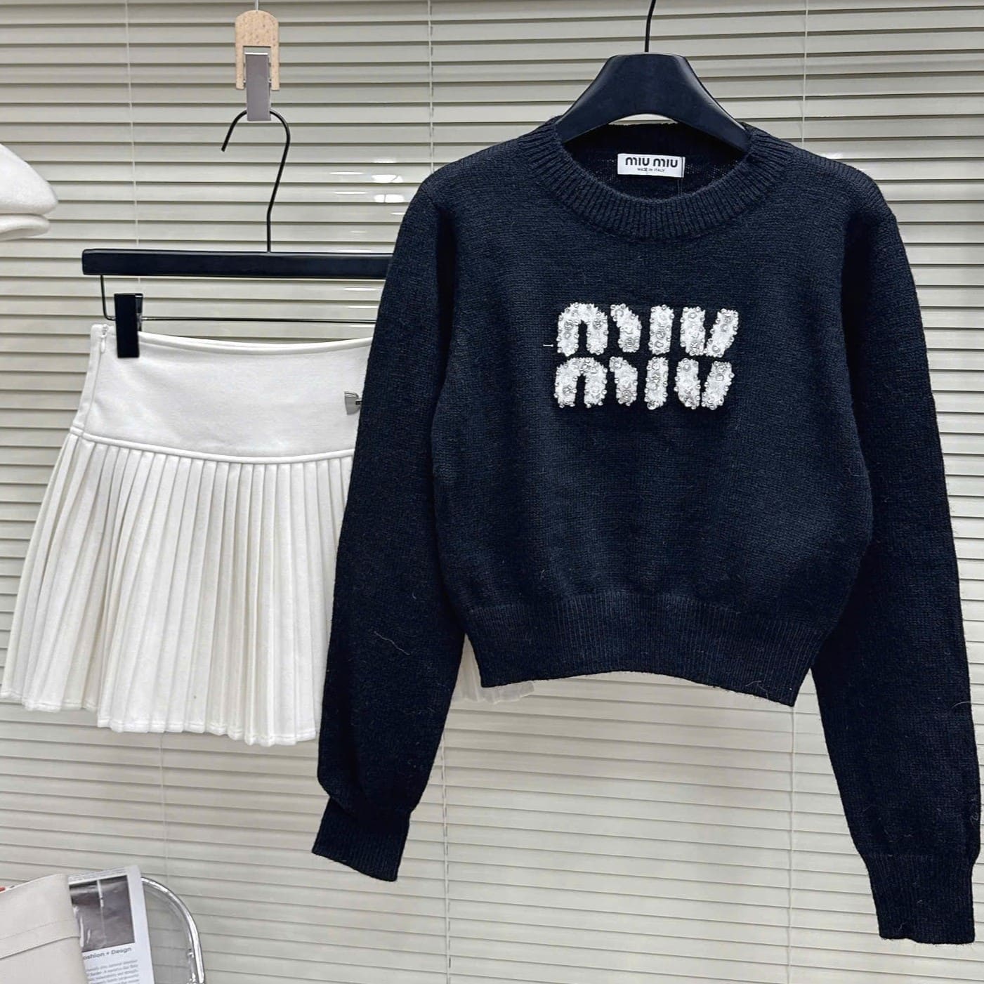 Áo nữ tay dài cổ tròn nhiều màu Miu Miu 12