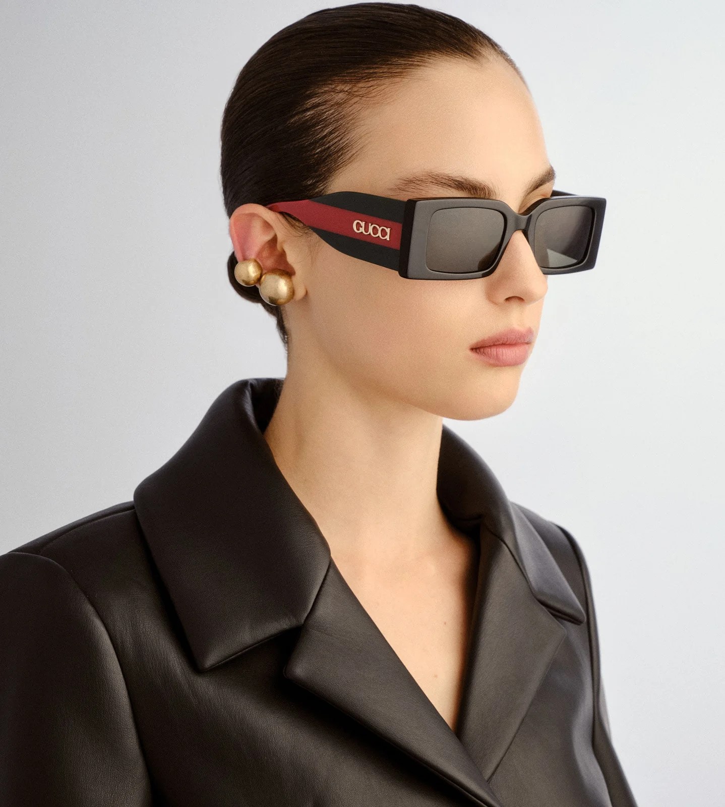 Kính mát Gucci Rectangle Acetate Sunglasses GG1860S 001 5