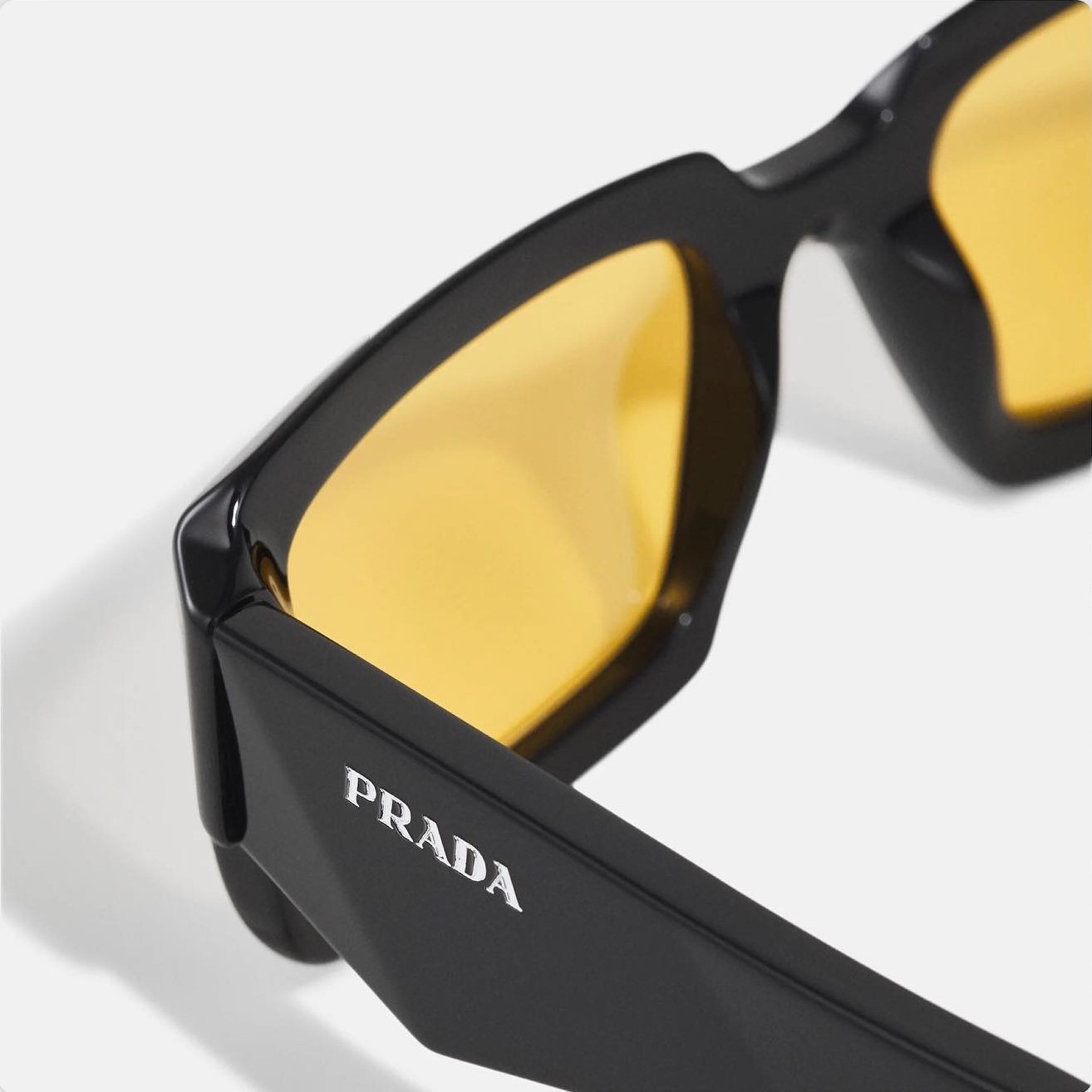 Kính Mát Prada Yellow Acetate Sunglasses SPR27Z 7