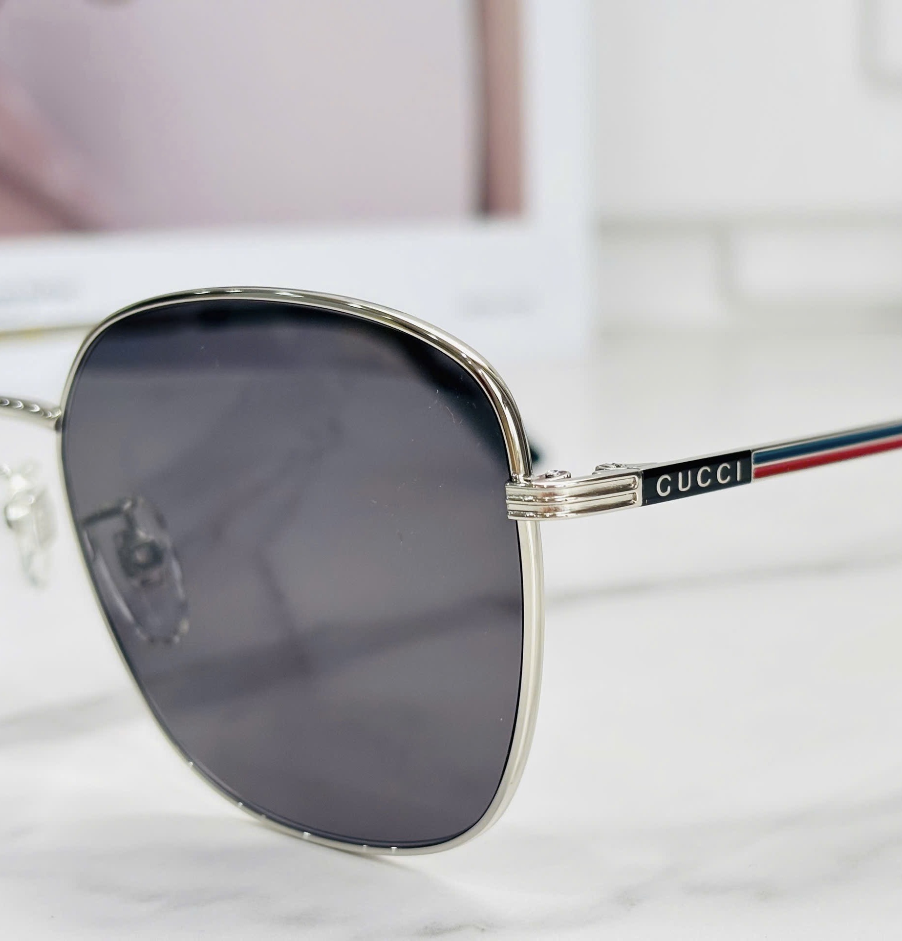 Kính mắt Gucci Sunglasses Silver GG0837SK-001 5