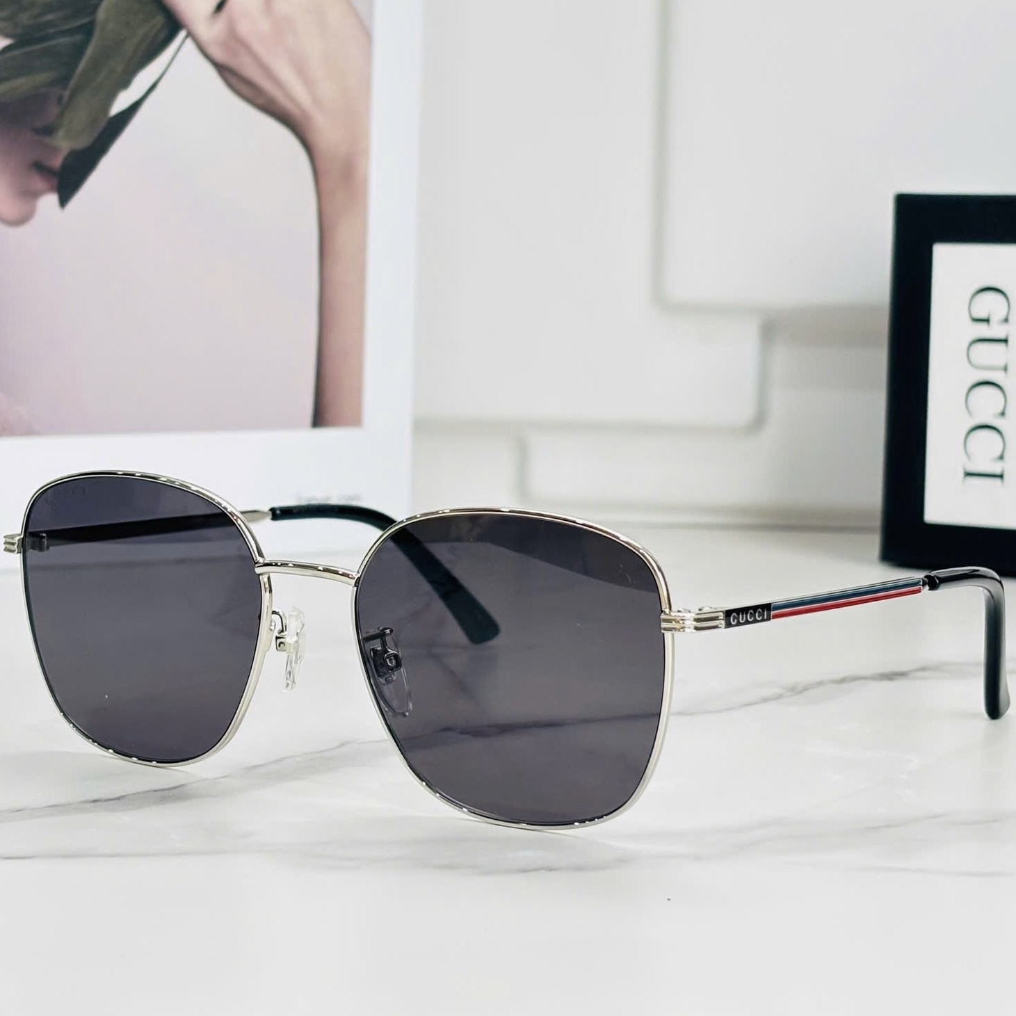 Kính mắt Gucci Sunglasses Silver GG0837SK-001 9
