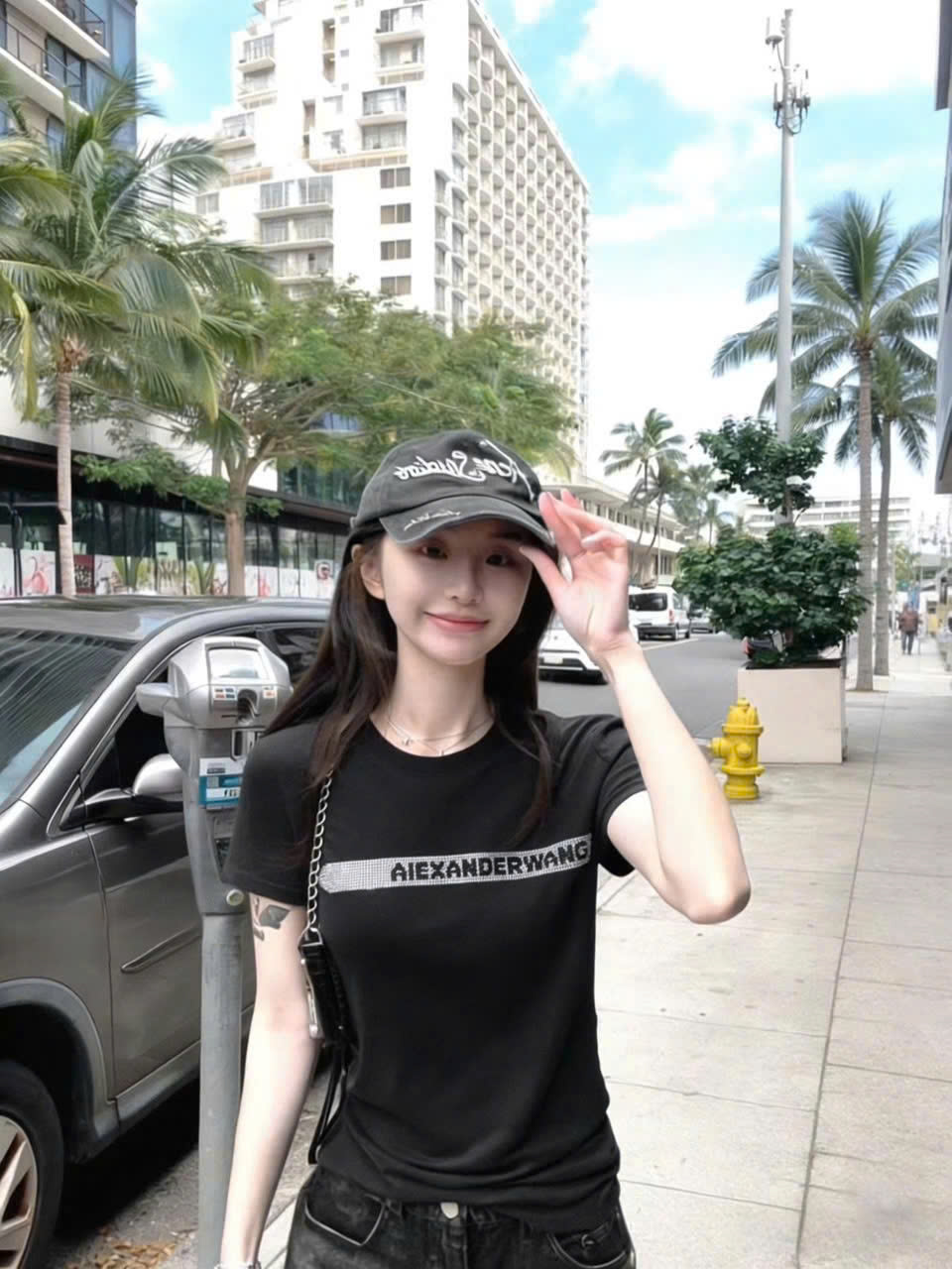 Áo thun tay ngắn đính đá Alexander Wang 4