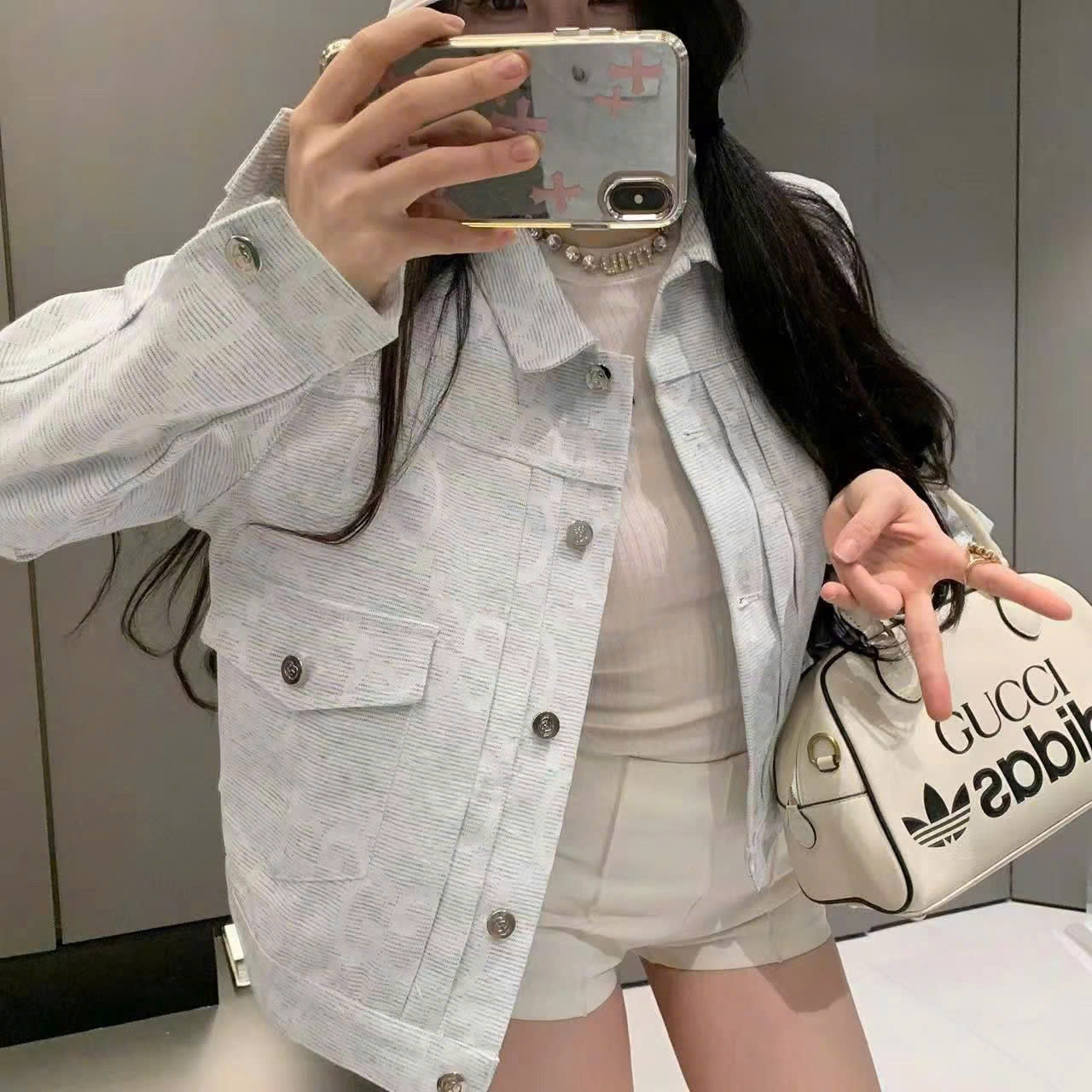 Áo khoác nữ tay dài phom ngắn vừa Gucci 1