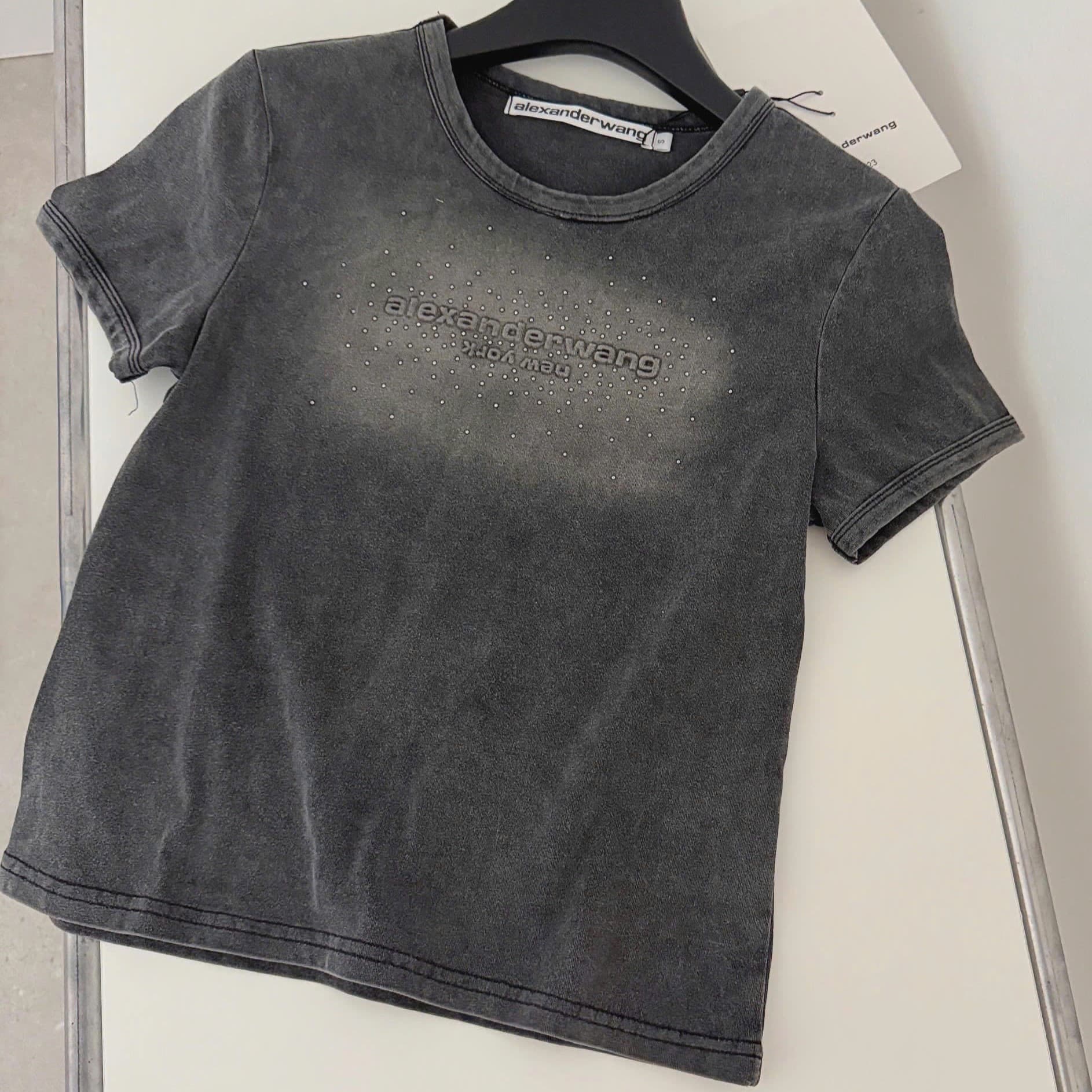 Áo thun đá xám đen Alexander Wang 3