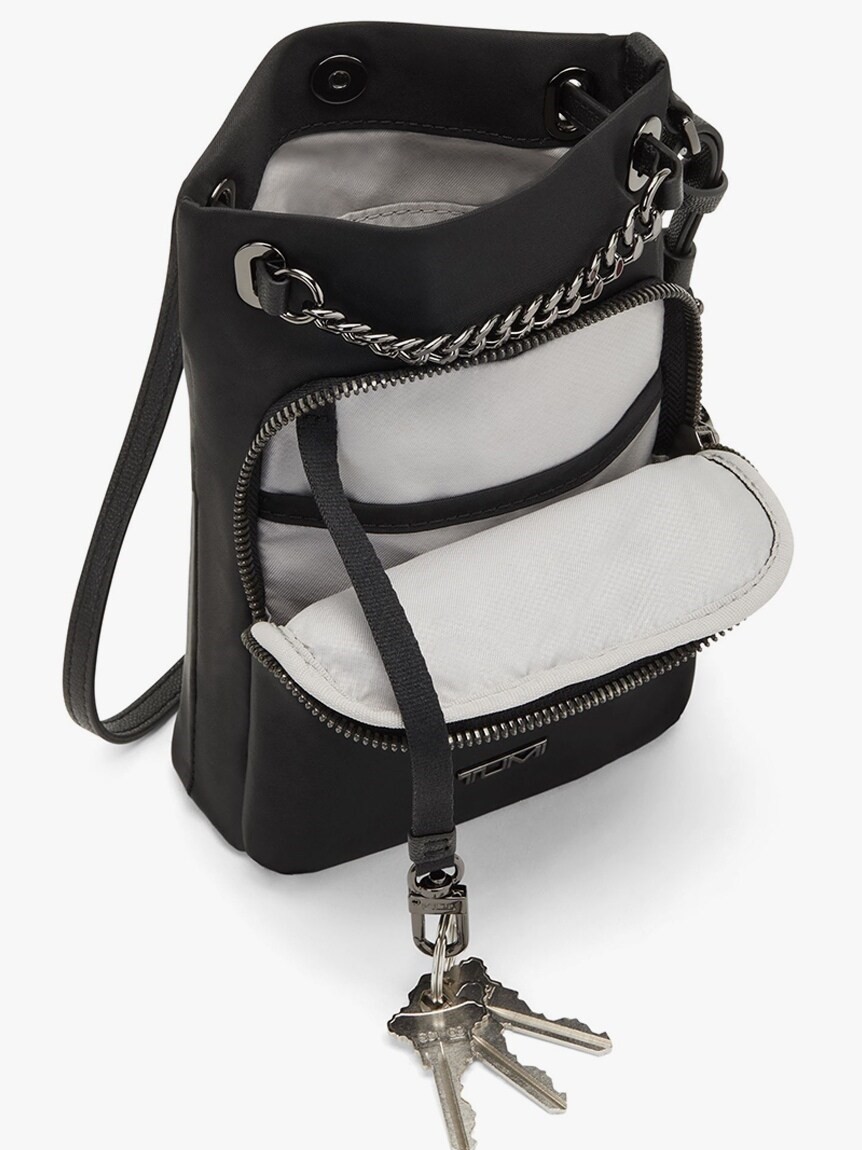 Túi Tumi Voyageur Dominica Crossbody Bag Black Gunmetal 1