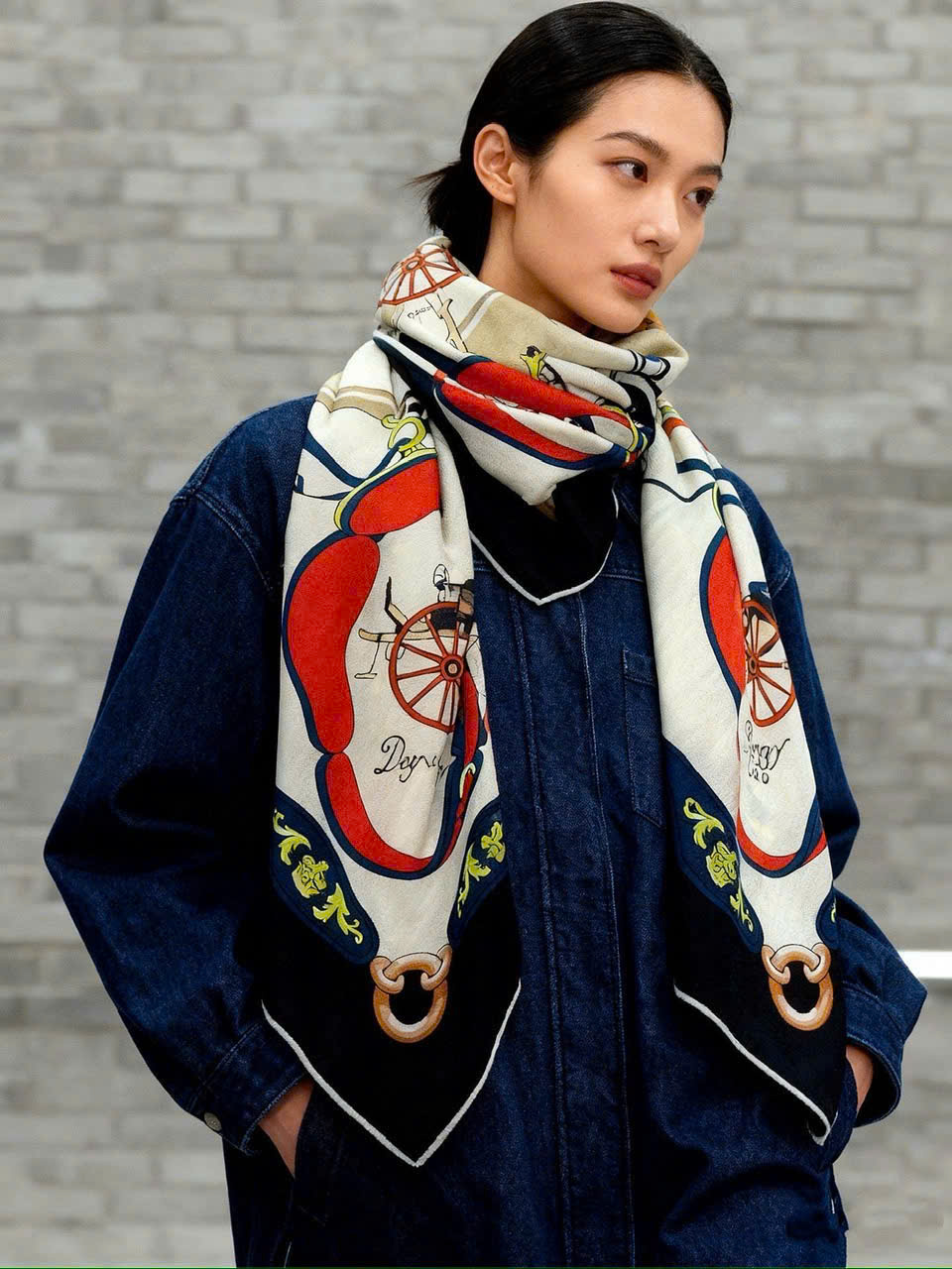 Khăn lụa Hermes Palonniers Scarf 3