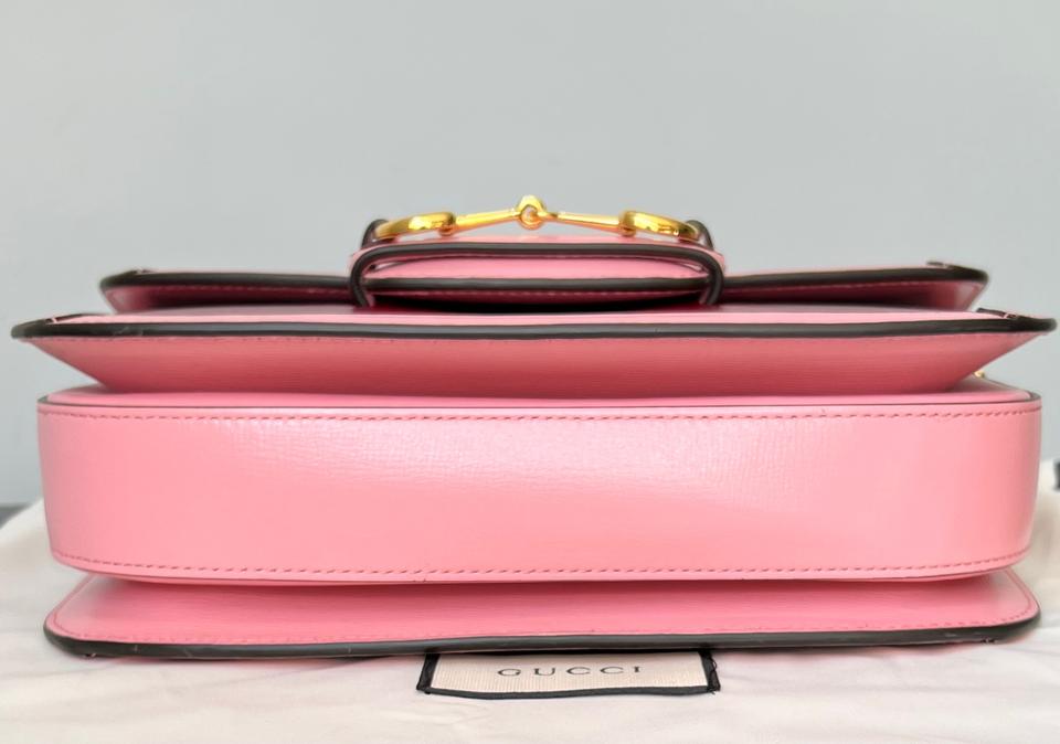 TÚI ĐEO CHÉO NỮ GUCCI 1955 HORSEBIT LEATHER SHOULDER BAG IN RED AND PINK 8