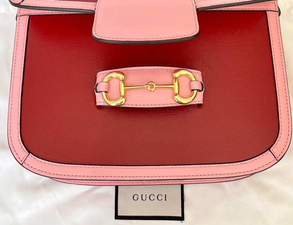 TÚI ĐEO CHÉO NỮ GUCCI 1955 HORSEBIT LEATHER SHOULDER BAG IN RED AND PINK 10