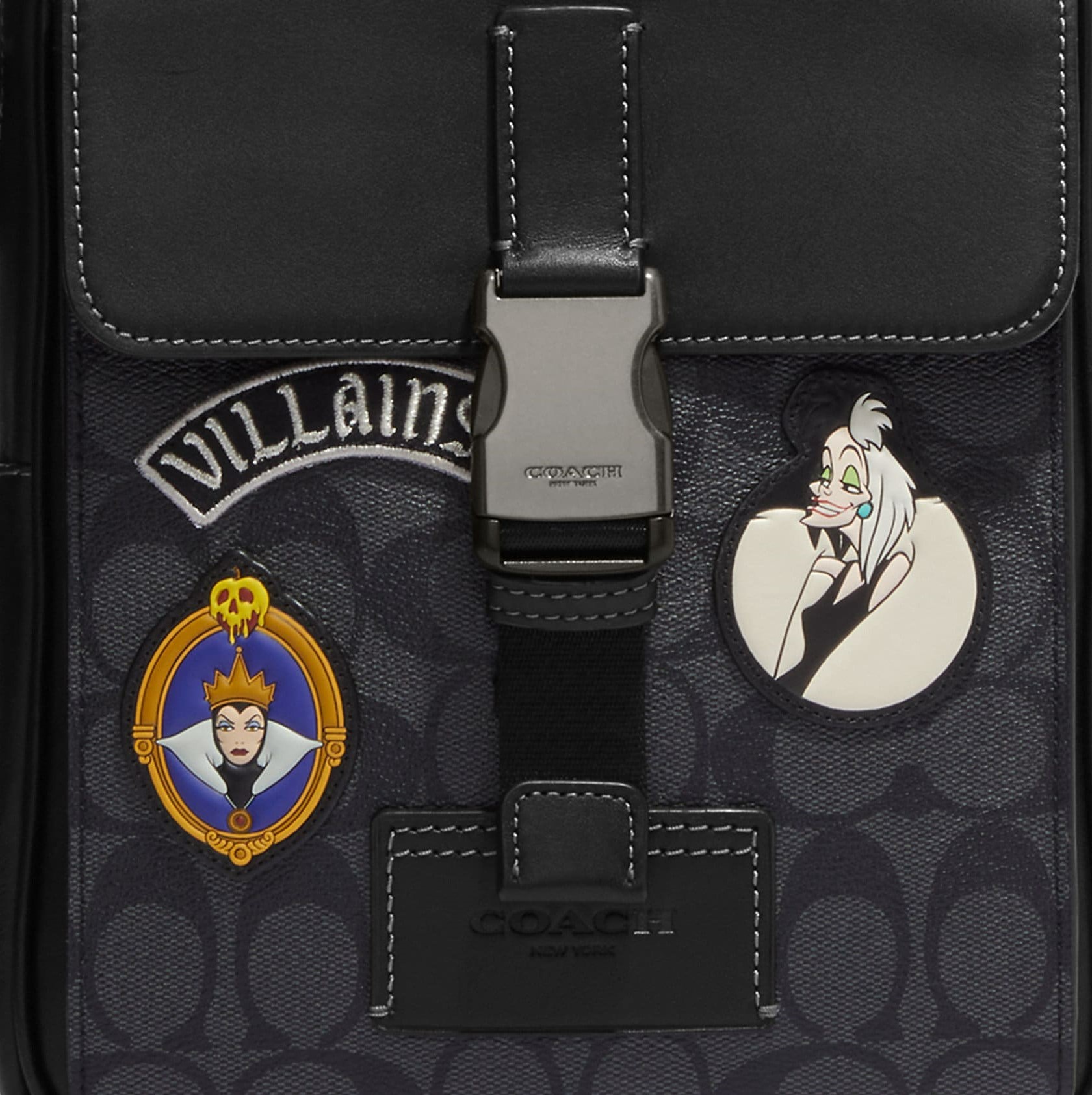 TÚI COACH NAM DISNEY X COACH TRACK PACK IN SIGNATURE CANVAS WITH PATCHES 3