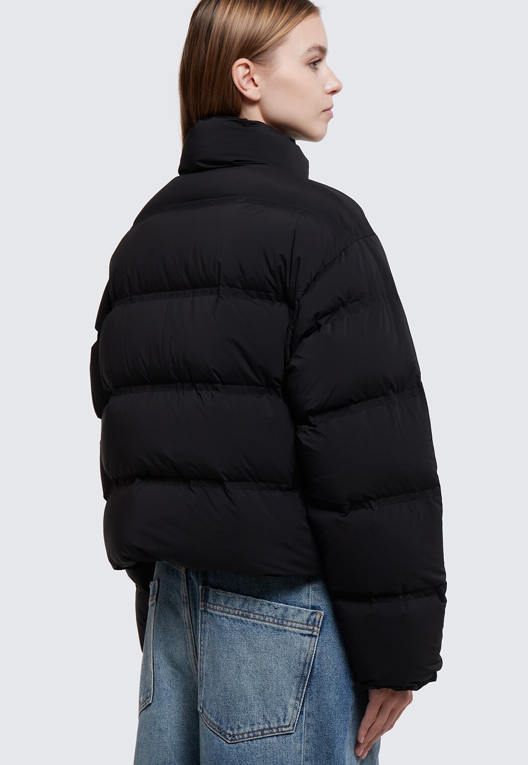 ÁO PHAO ALEXANDER WANG REFLECTIVE LOGO DETAIL CROPPED PUFFER COAT 6
