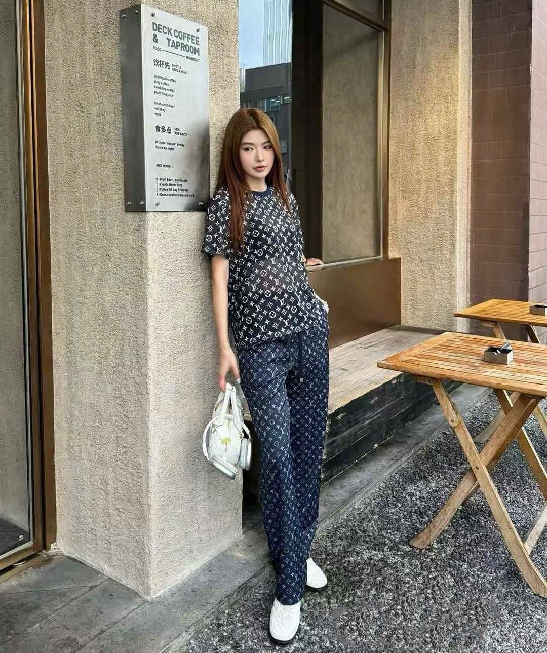 Set bộ áo thun quần lụa dài xanh dương LV 5