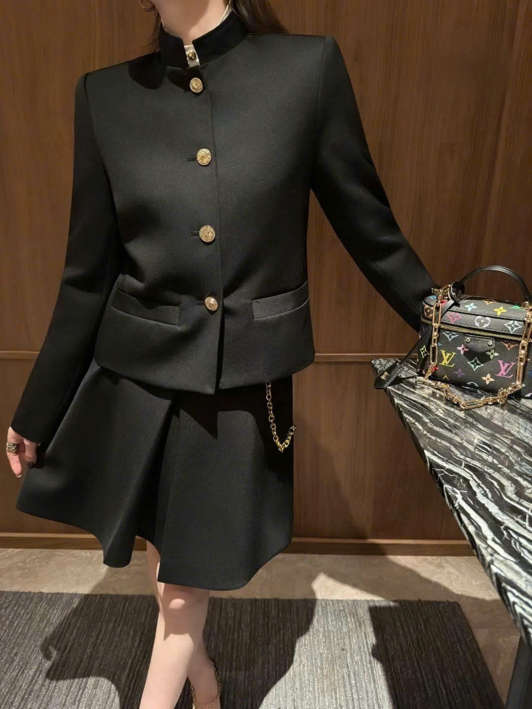 Áo jacket tay dài Louis Vuitton 11