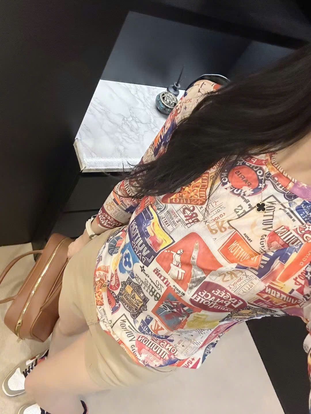 Áo thun nữ co giản LV 5