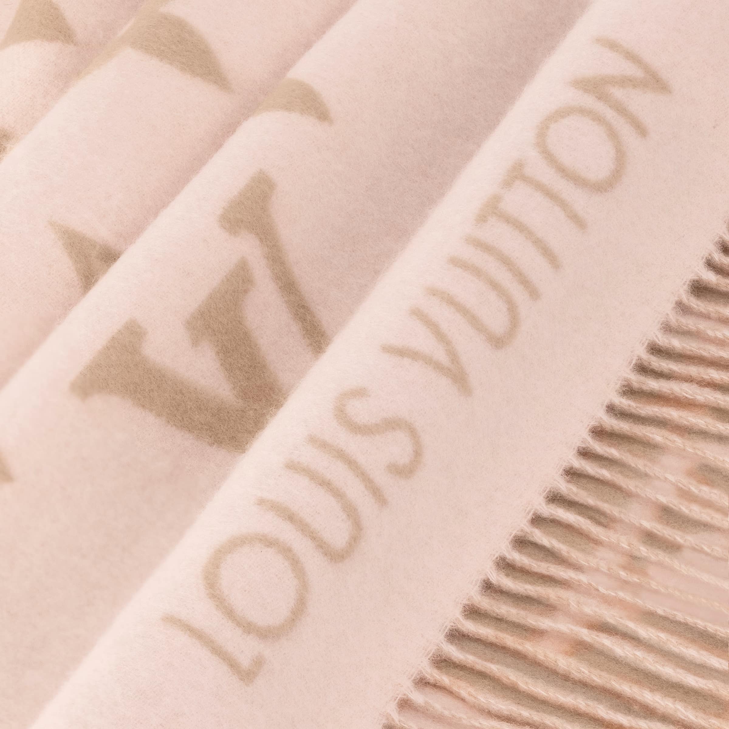 Khăn Quàng Louis Vuitton Reykjavik Scarf Beige Rose 5